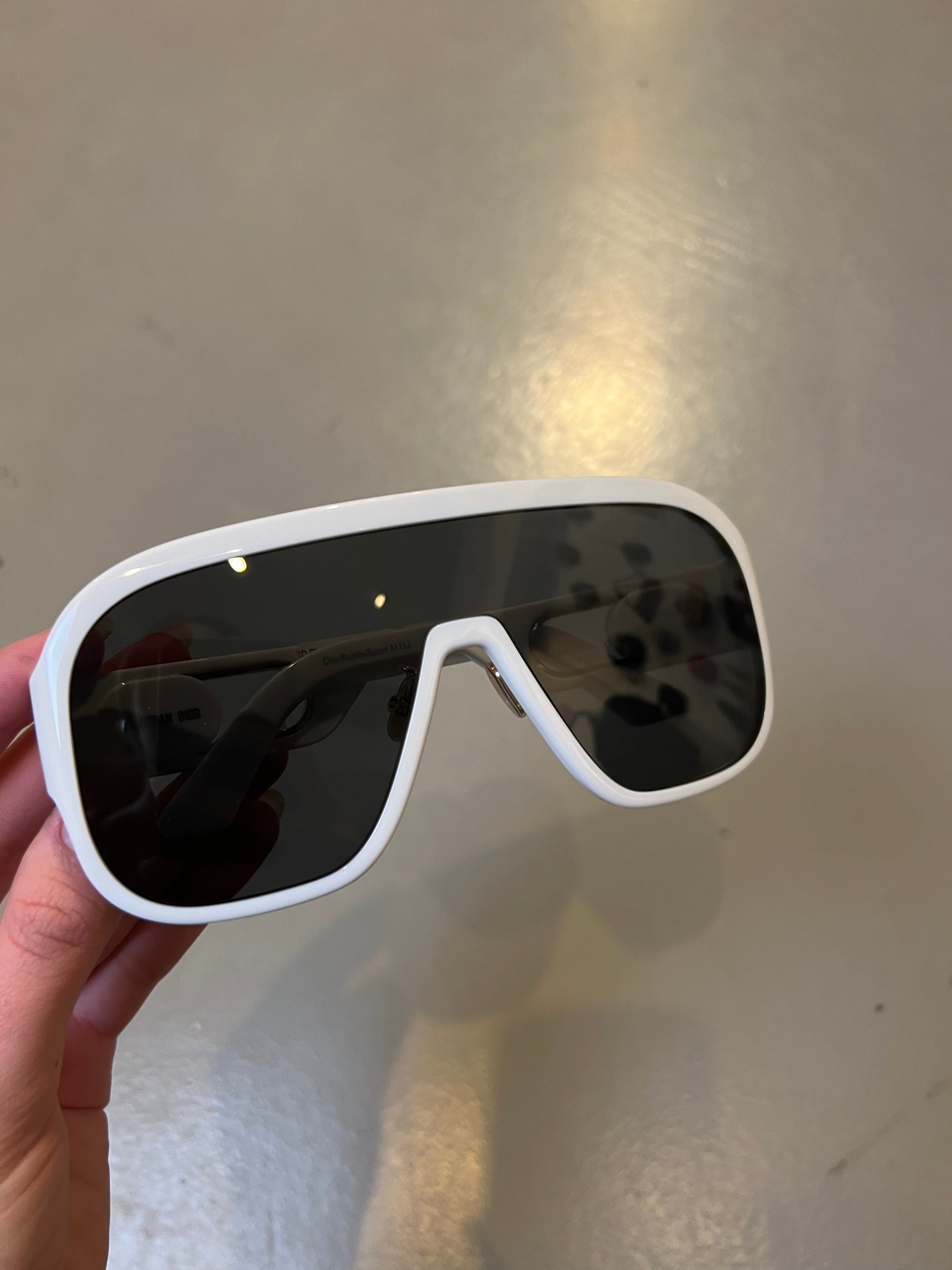 Produktbild der Christian Dior Sonnenbrille von vorne.