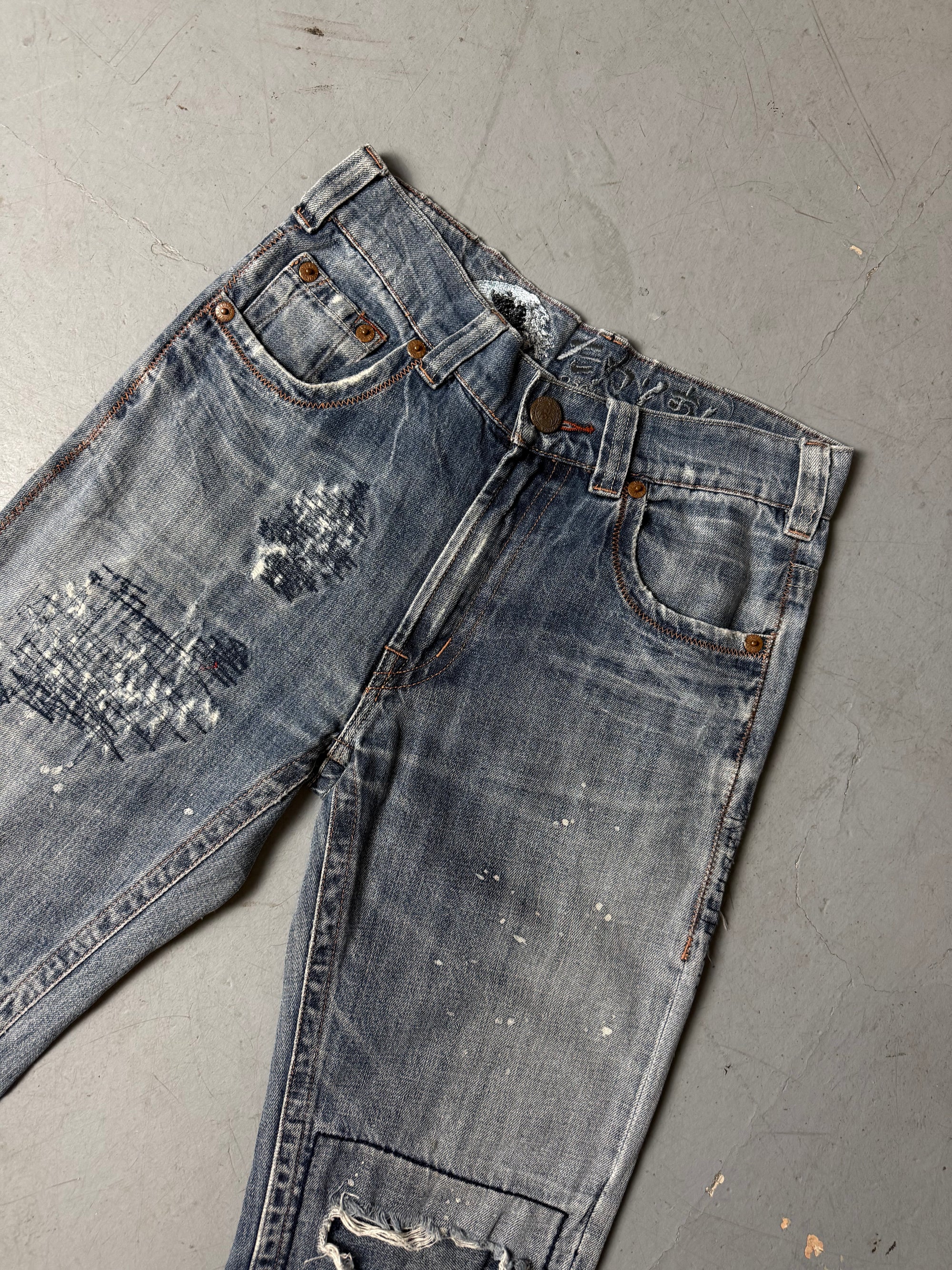Detailliertes Produktbild von Vintage Big Train Ripped Bootcut Denim M von vorne
