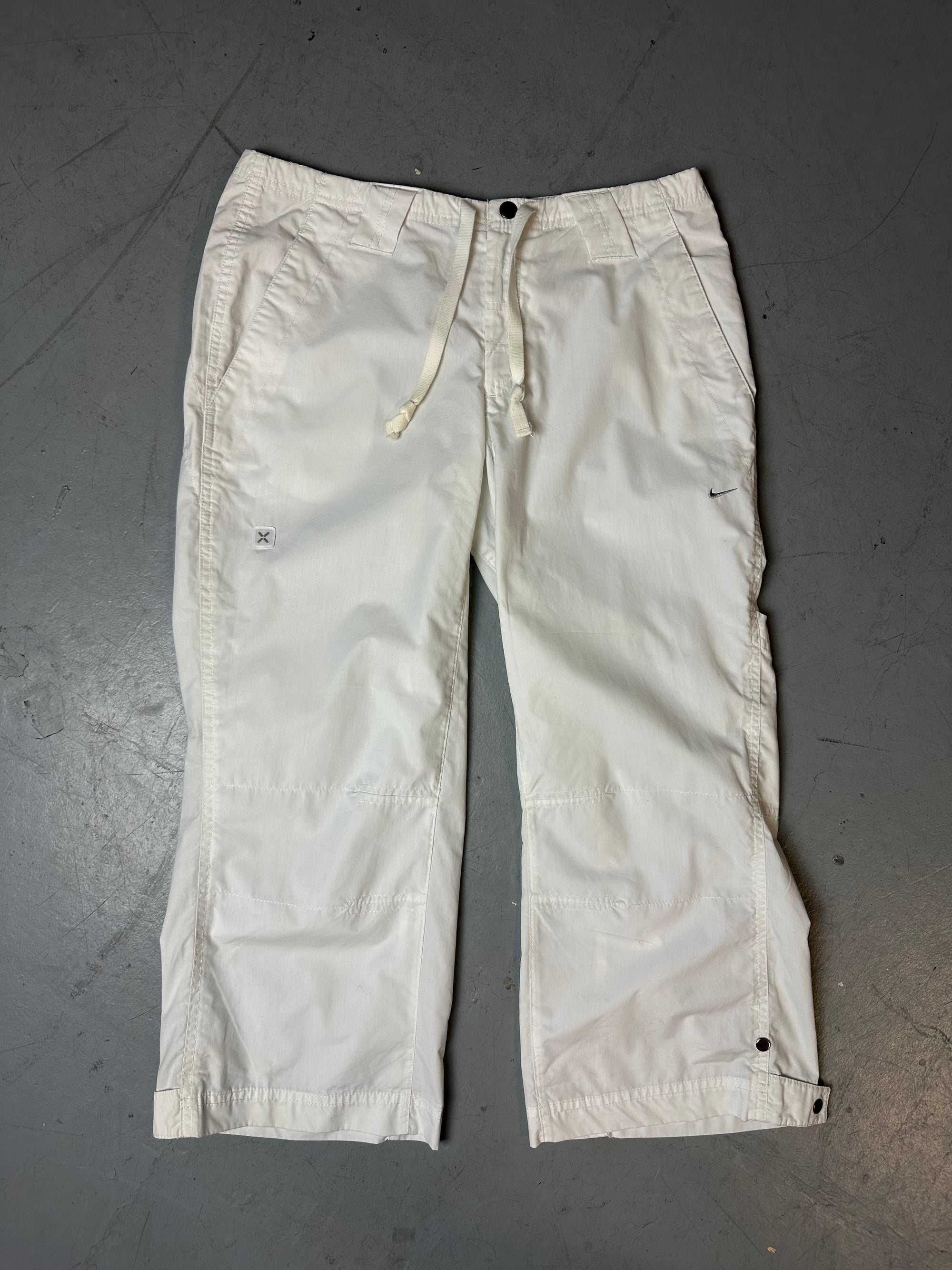 Vintage Nike White Capri Track Pants M