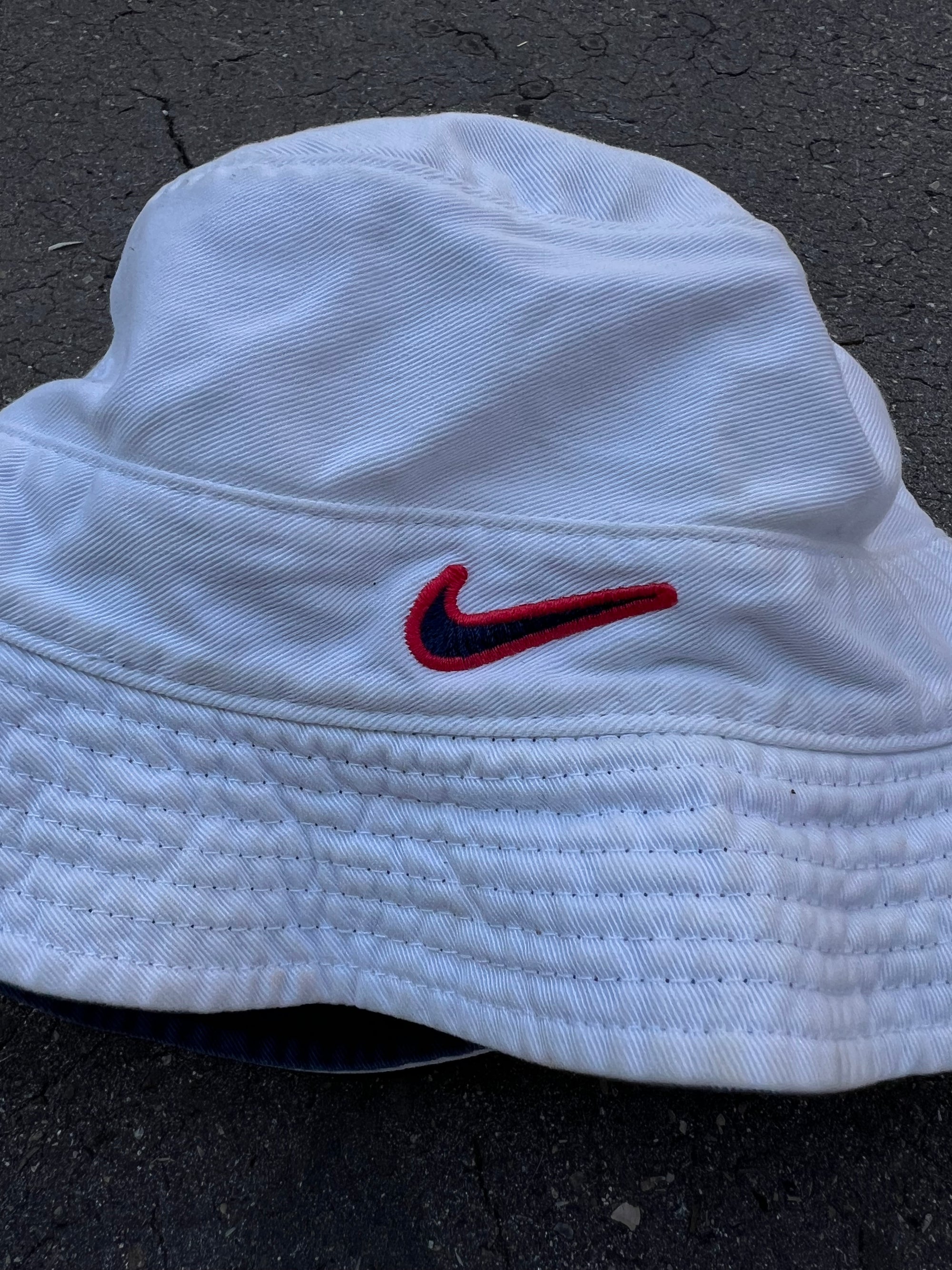 Vintage Nike White Bucket Hat