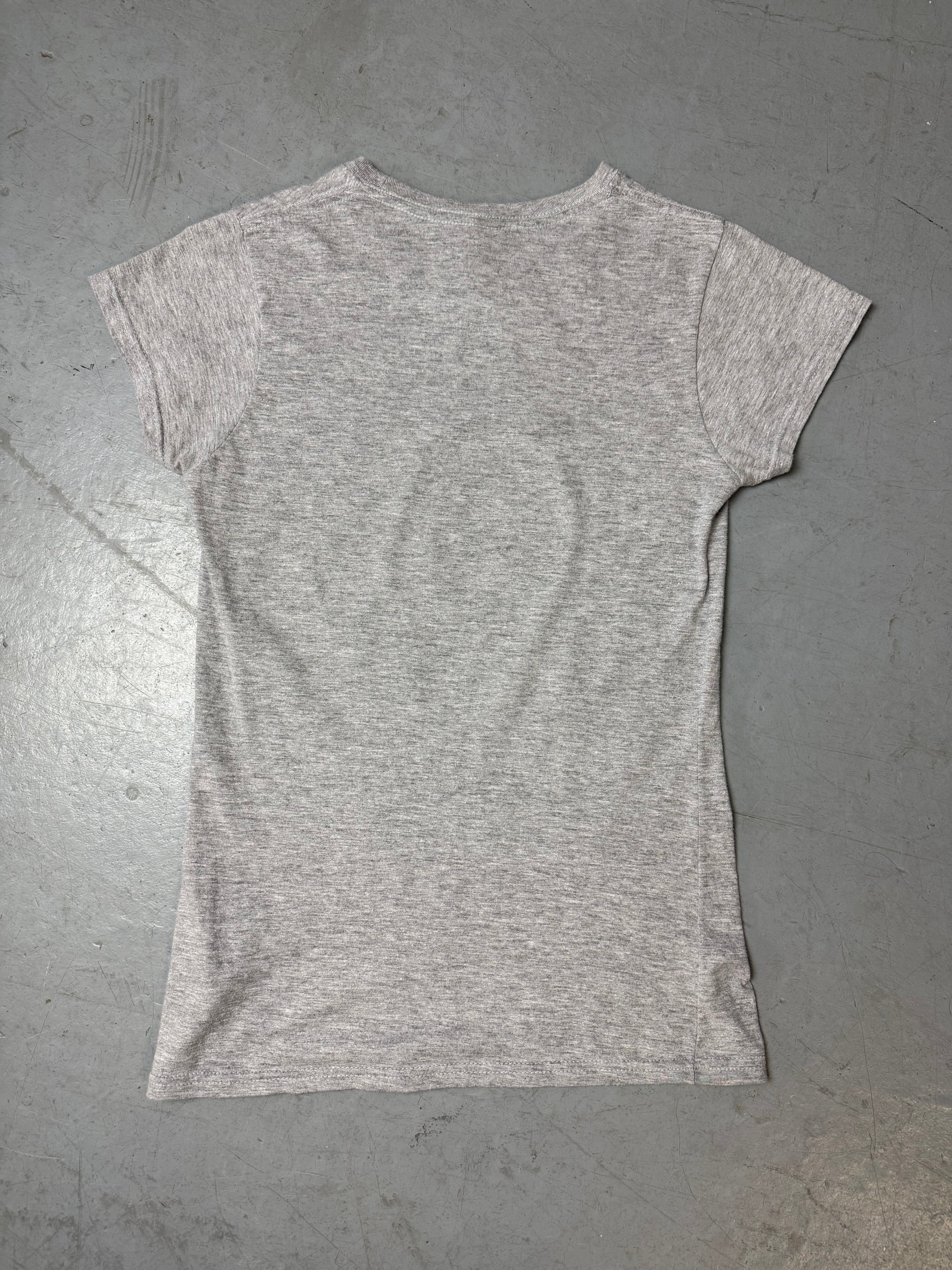 Produktbild von Vintage Berlin College T-Shirt S von hinten auf grauem Boden