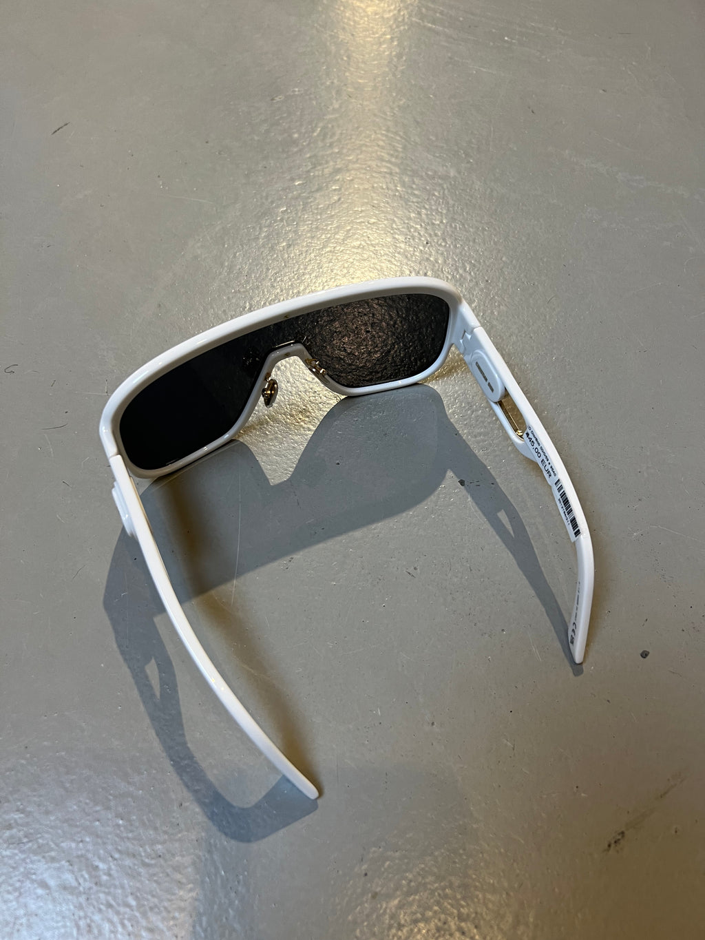 Produktbild der Christian Dior Sonnenbrille von oben.