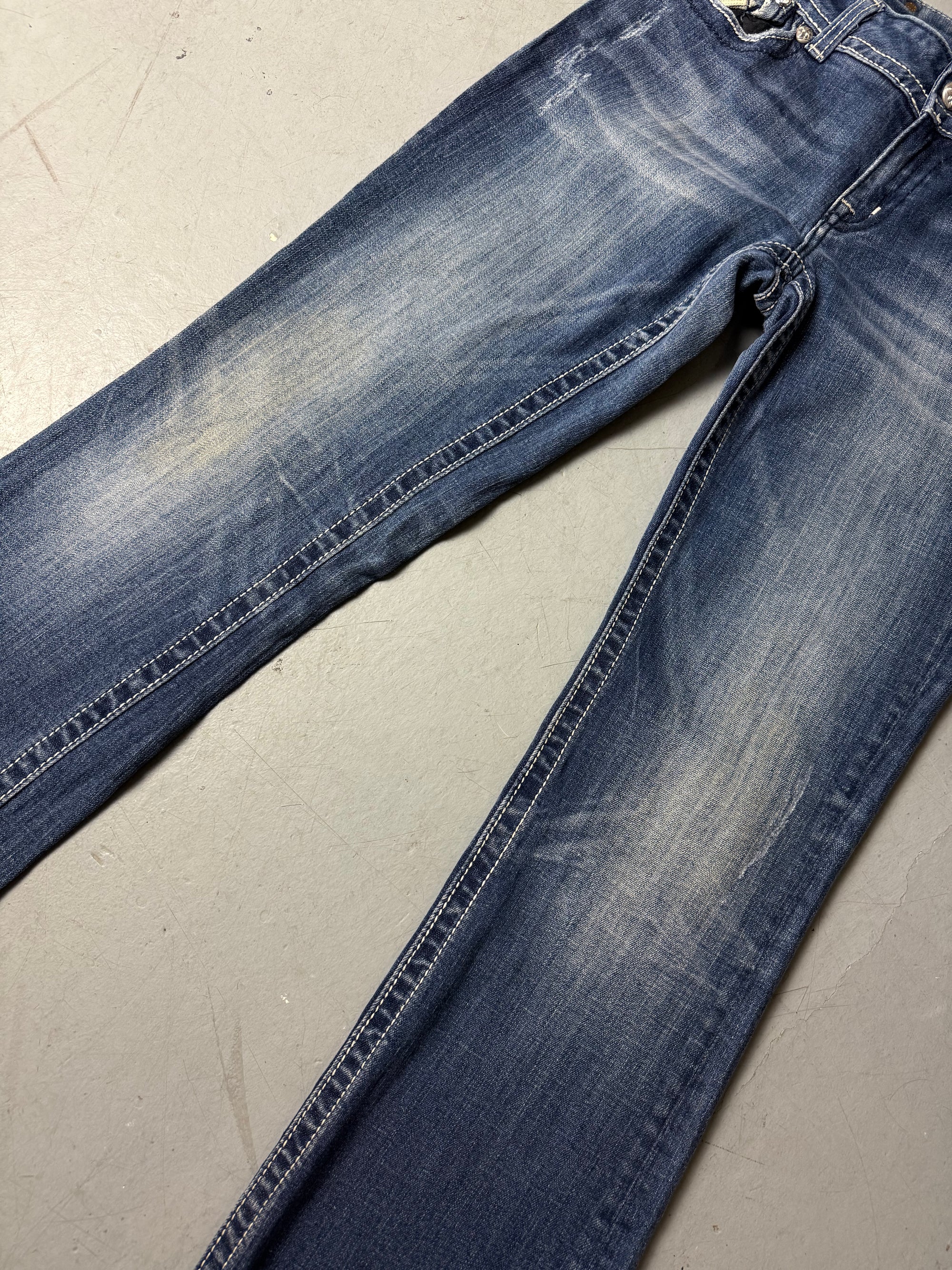 Detailliertes Produktbild von Vintage Miss Me Bootcut Denim L von vorne 