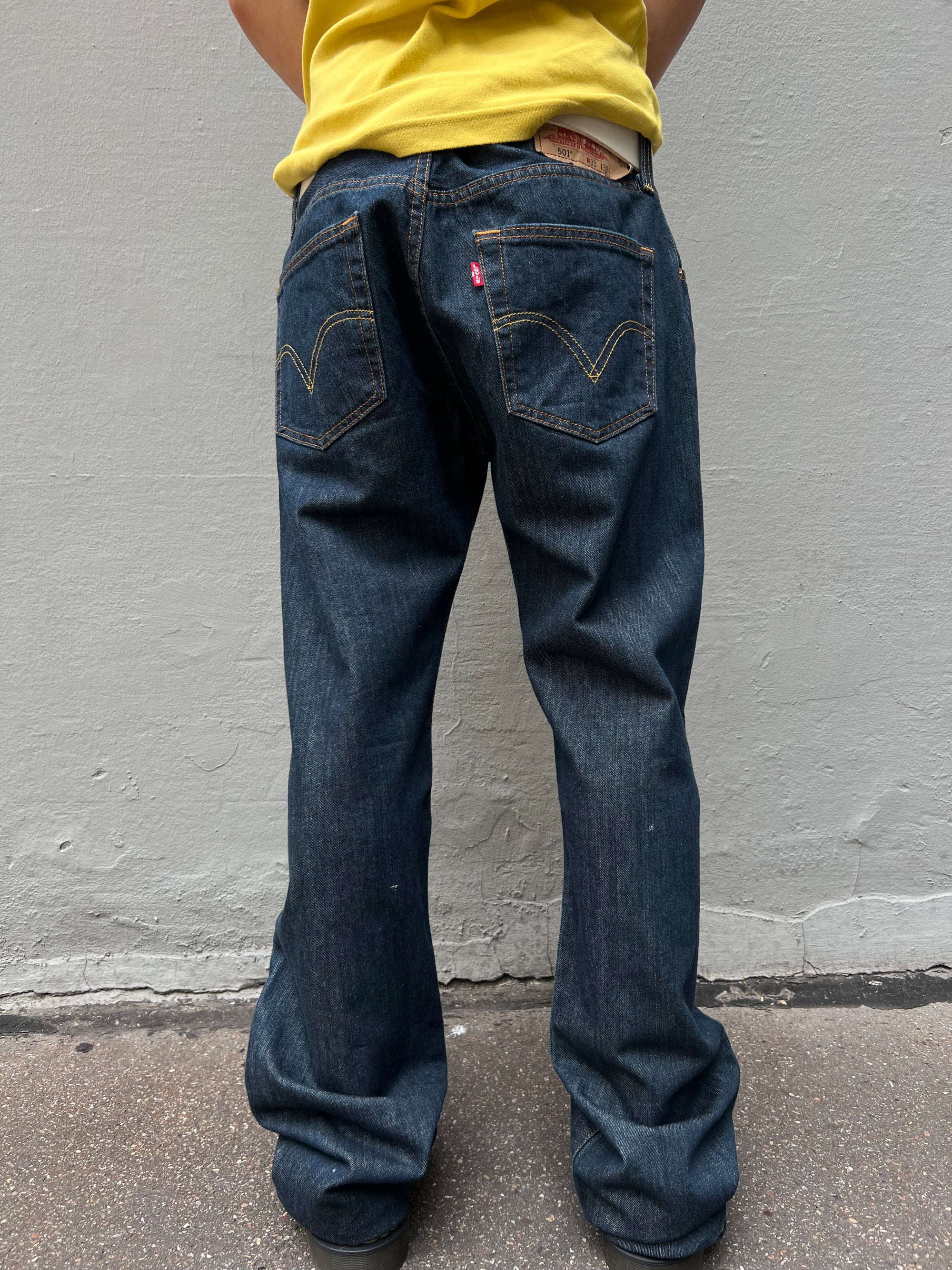Vintage Dark Blue Levi’s 501 Denim M/L