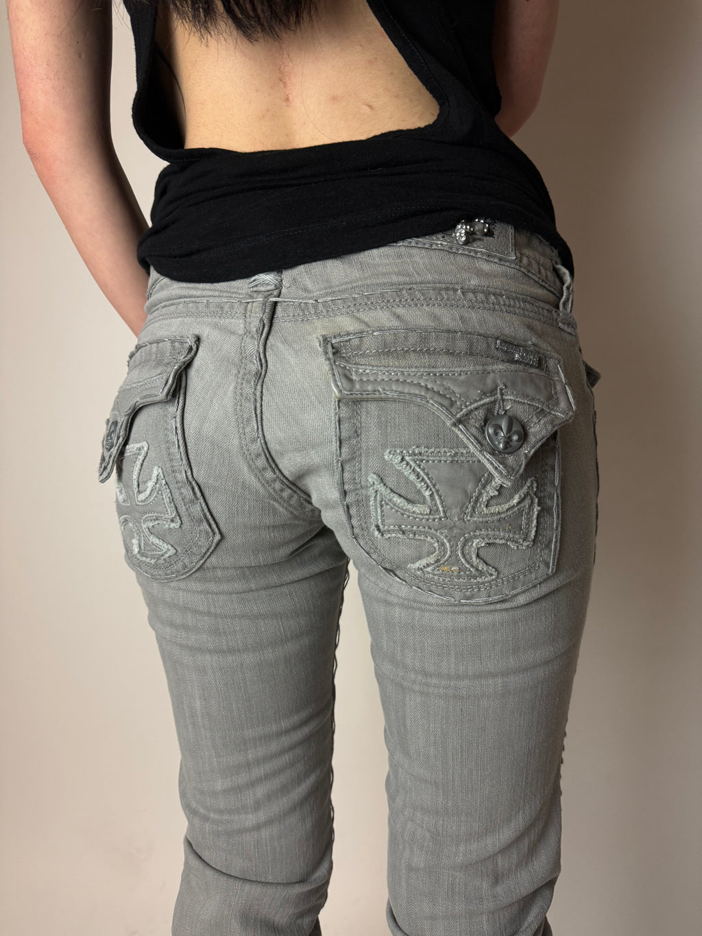 Y2K Laguna Beach „Dana Point“ Grey Low Waist Denim für Damen. Y2K 2000s Fashion
