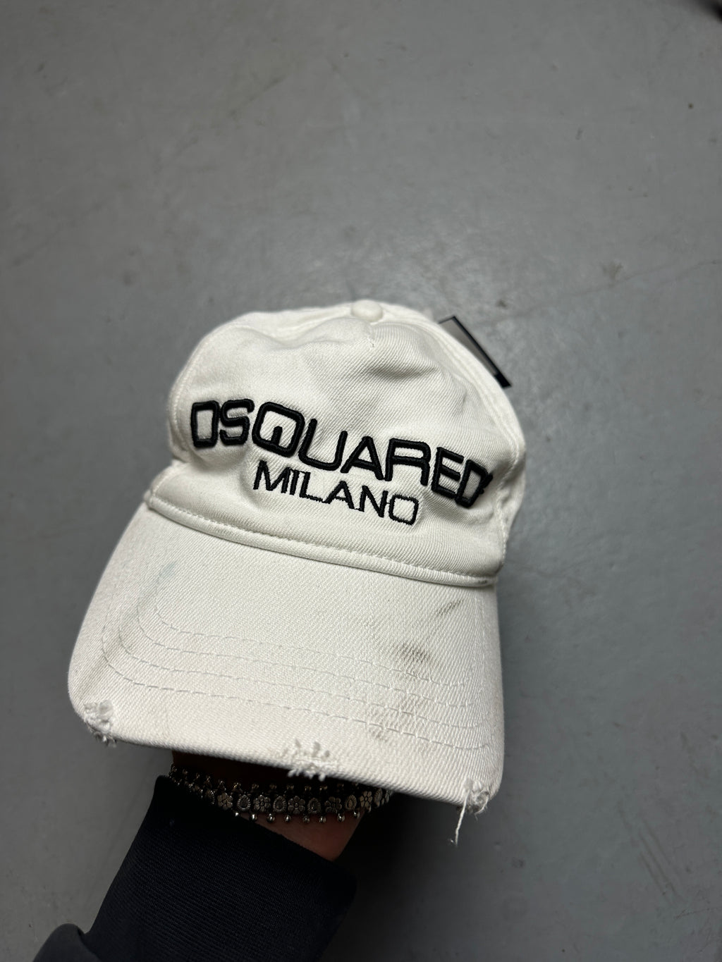 Produktbild Vintage White Dsquared Cap von vorne 