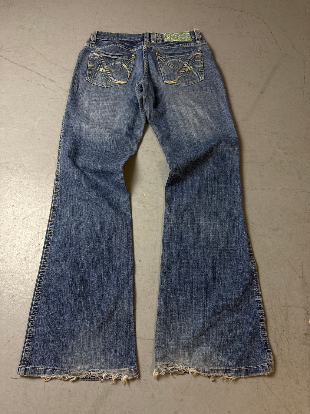 Productbild von Vintage Low Waist Straight Leg Denim M von hinten