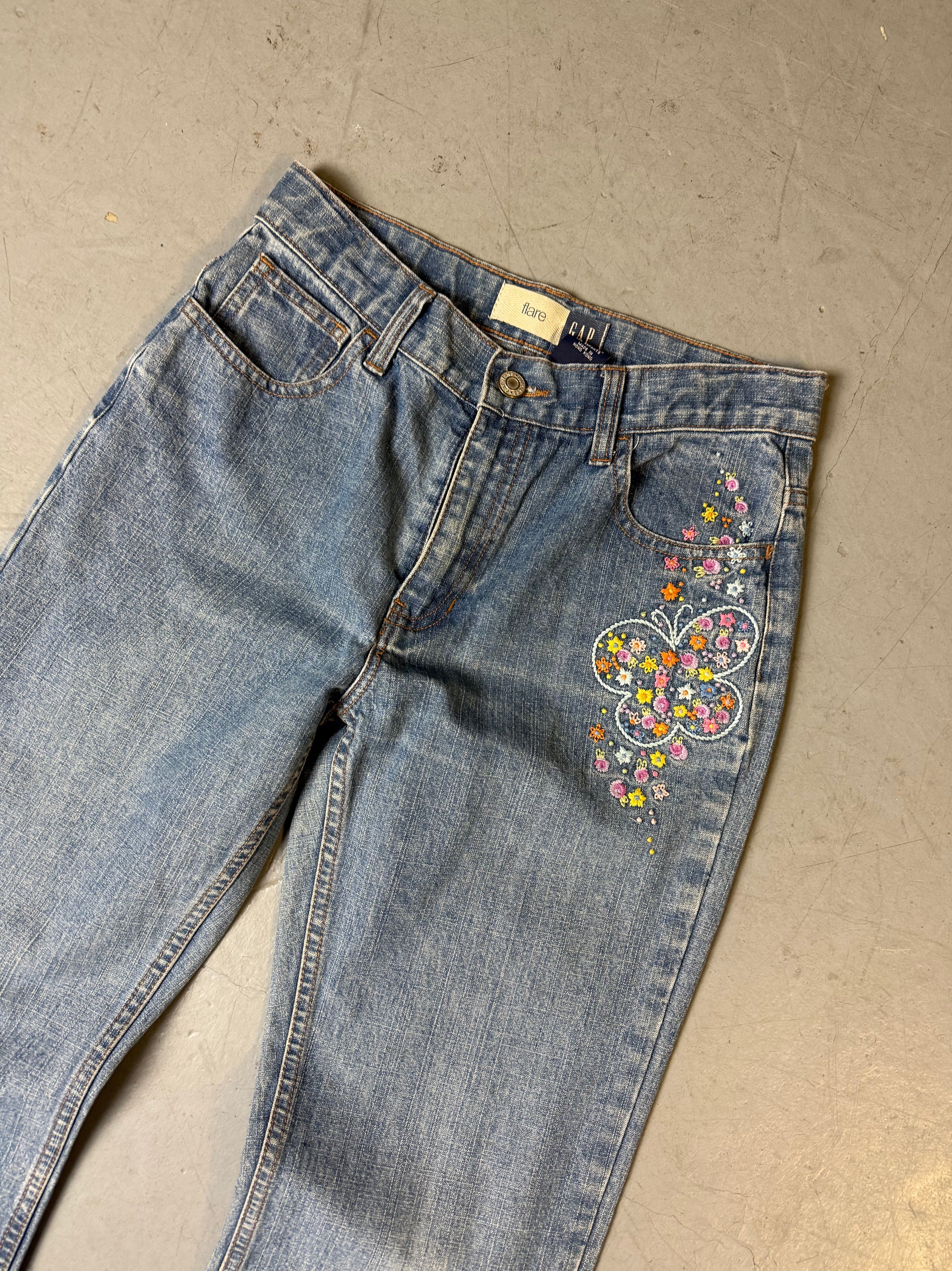Detailliertes Produktbild von Vintage GAP High Waisted Jeans XS von vorne