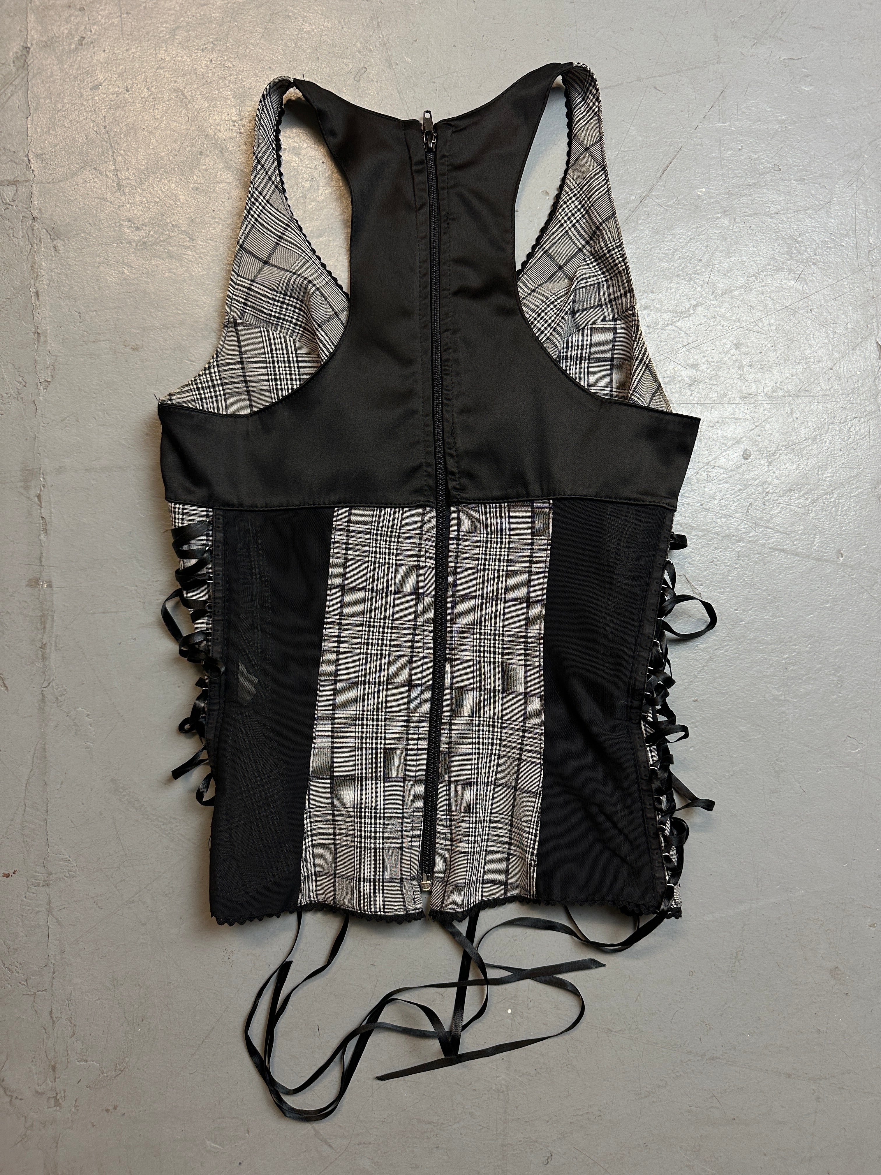 Vintage Artigli Plaid Lace Up Top mit kleiner Schleife für Frauen. Y2K Second Hand 2000s Fashion