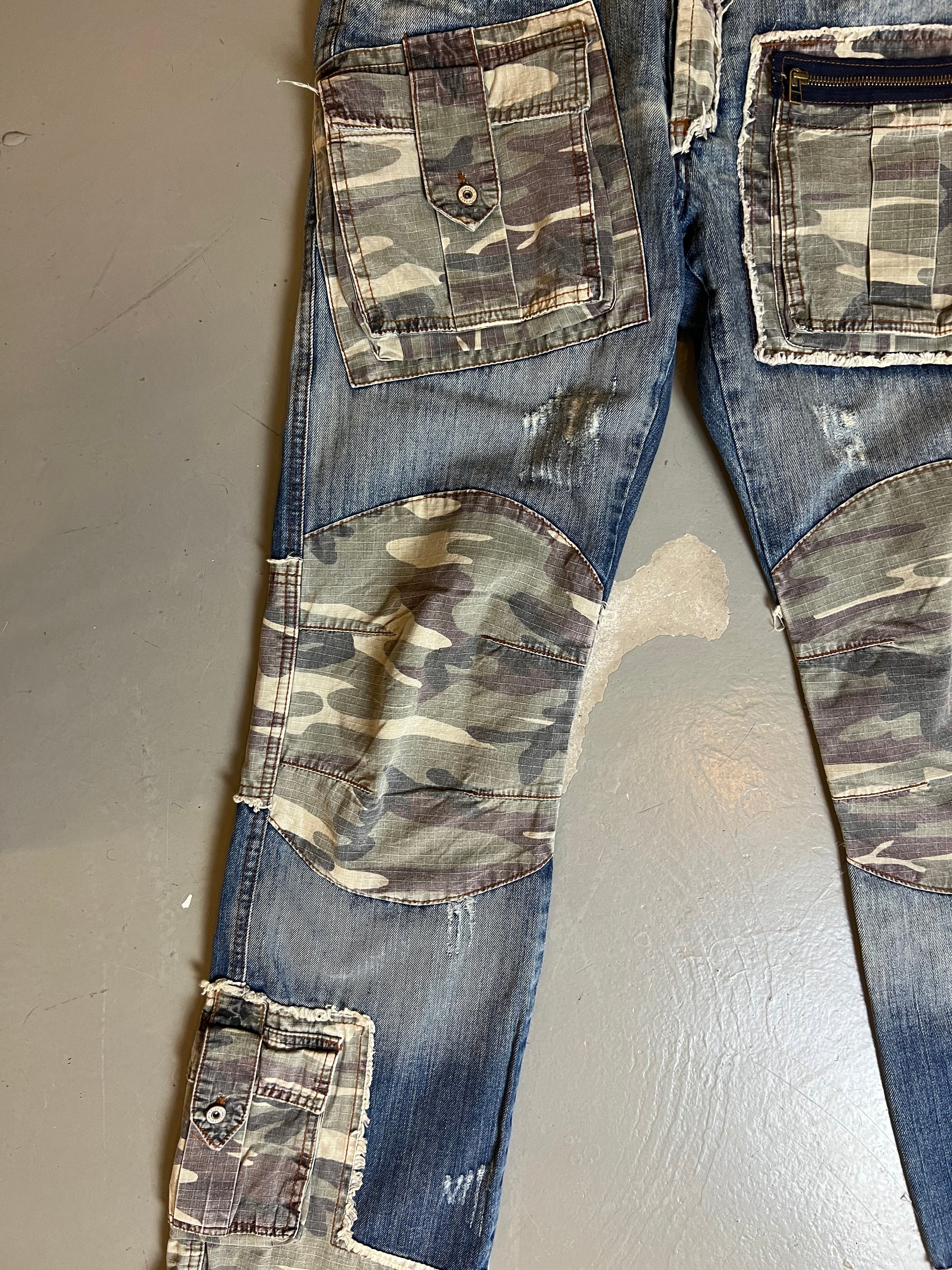Vintage Camo Cargo Denim Pants L