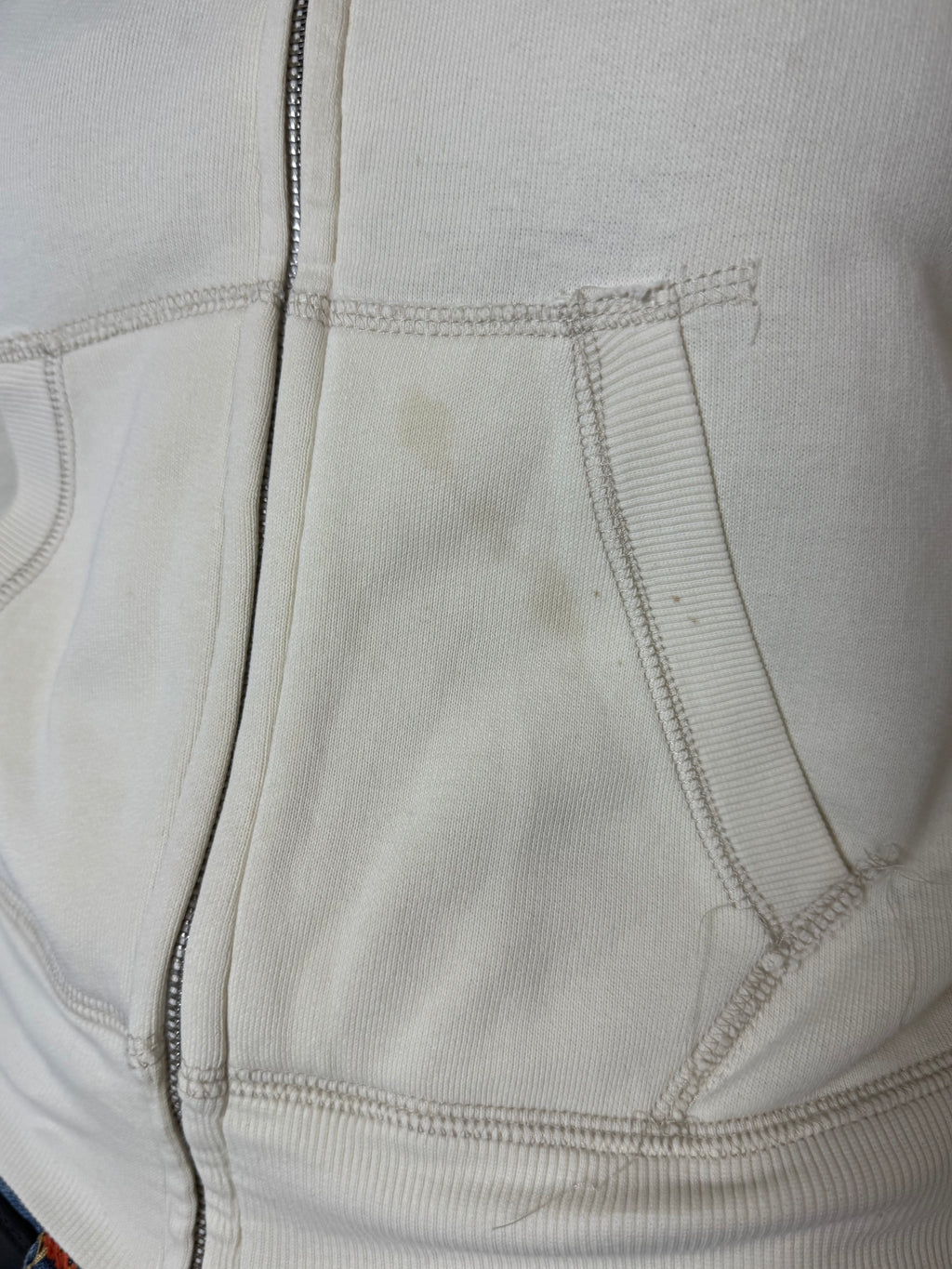 Cream Zip Up Hoodie von Onyx in Größe S mit Print vorne 