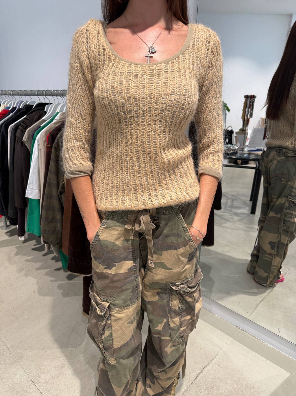 Vintage Liu Jo Knit Sweater für Damen. Y2k Second Hand 2000s Fashion.