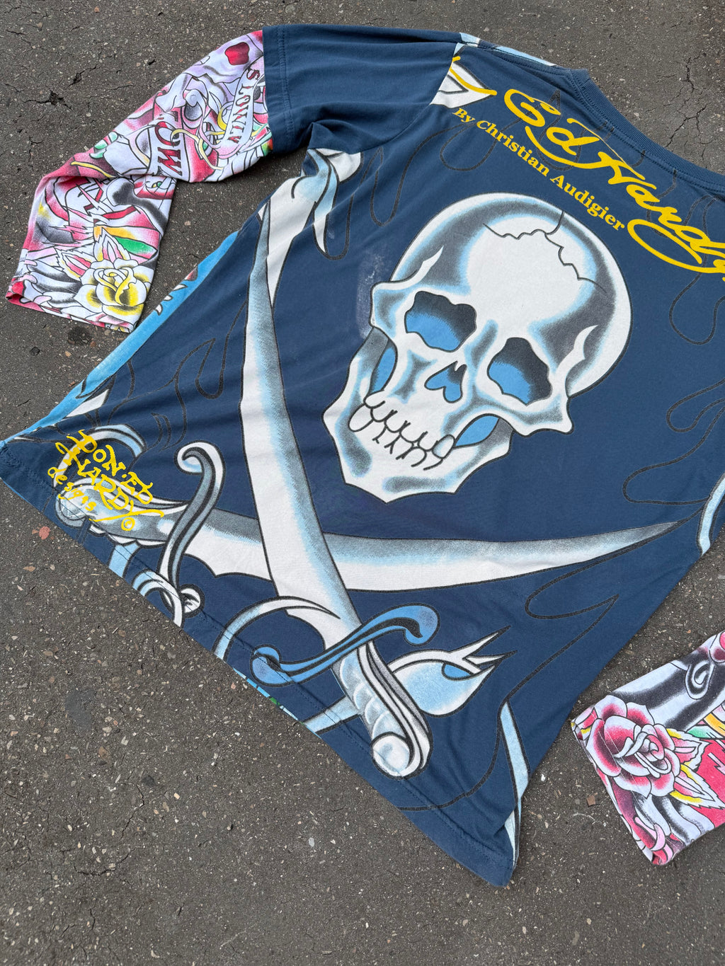 Vintage Ed Hardy Crazy Printed Longsleeve L/XL