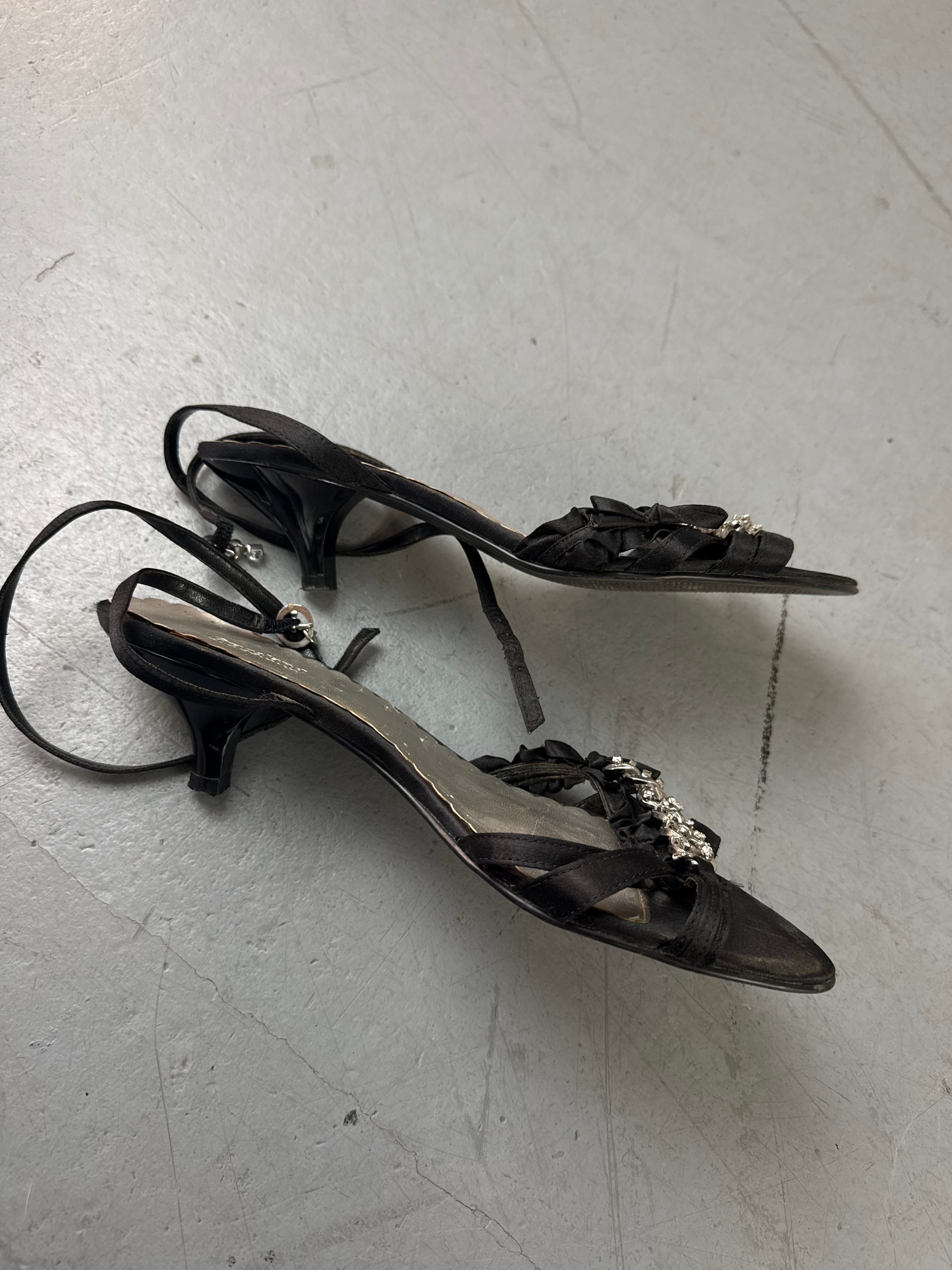 Vintage schwarze Kitten Heels in 39 für Girls Y2K Fashion 
