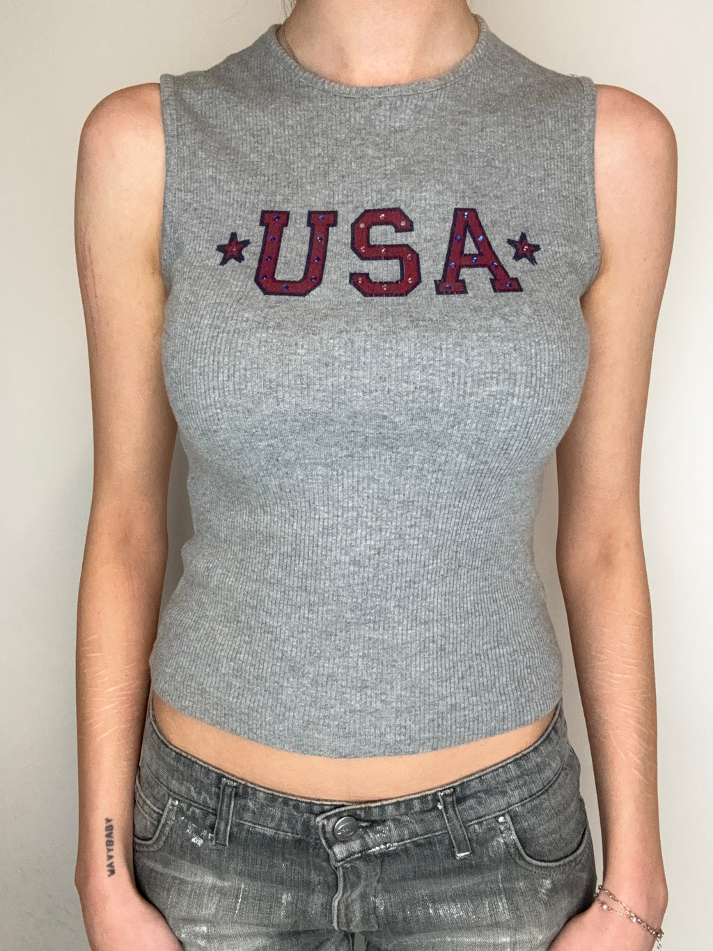 Vintage Onyx Grey USA Ribbed Tank Top für Damen. Y2K Second Hand 2000s Fashion
