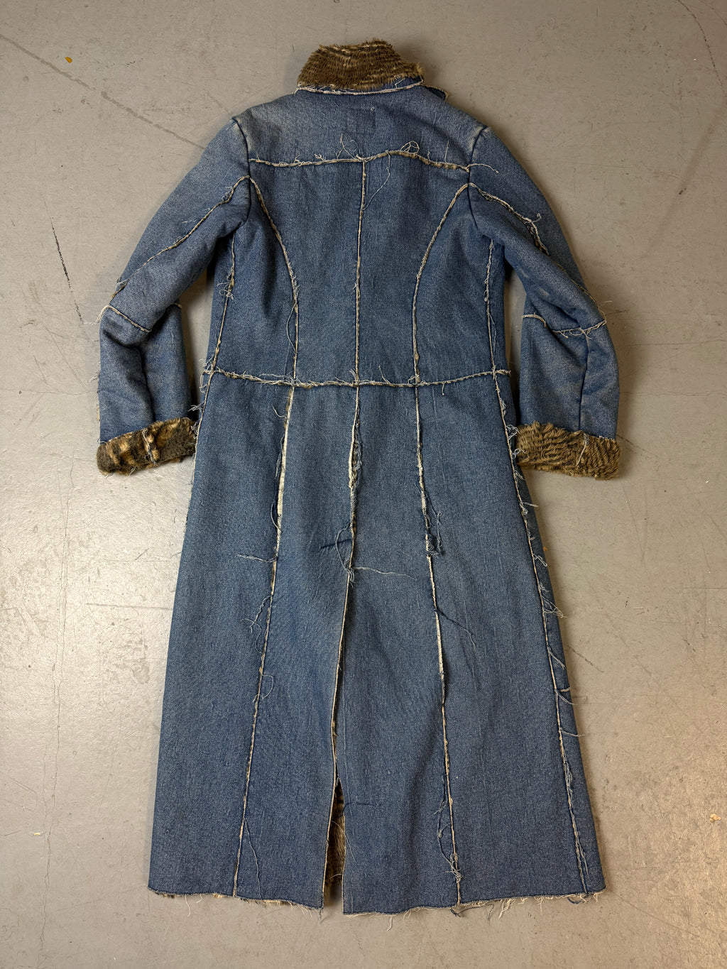 Vintage Denim Coat with Faux Fur Lining M