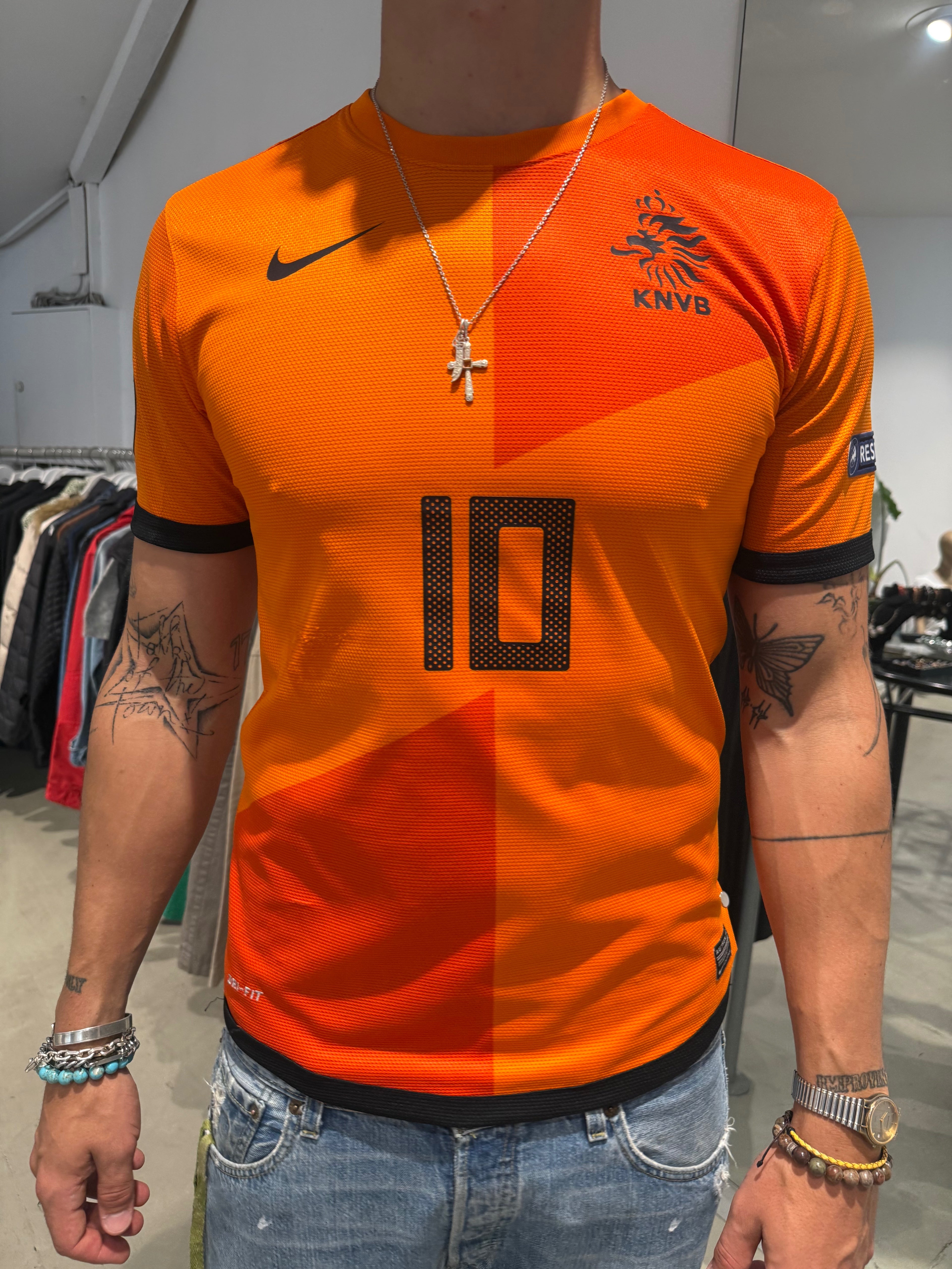 Vintage Nike Netherlands 2012/13 Sneijder Home Jersey (M)