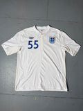 Vintage Umbro England 2010-2011 Home Jersey for Boys. Y2K Second Hand 2000s Fashion 