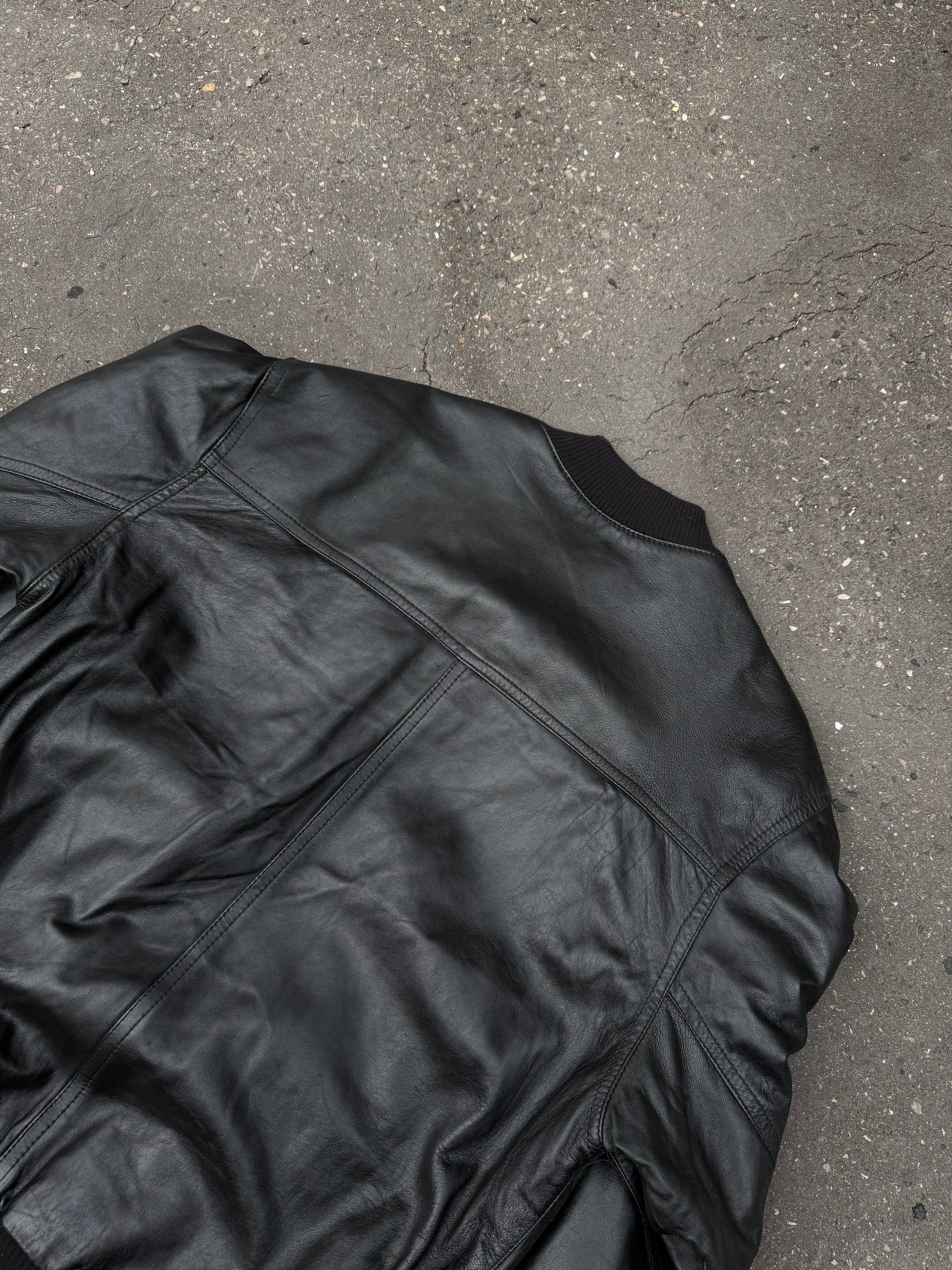 Vintage Black Bomber Leather Jacket XL