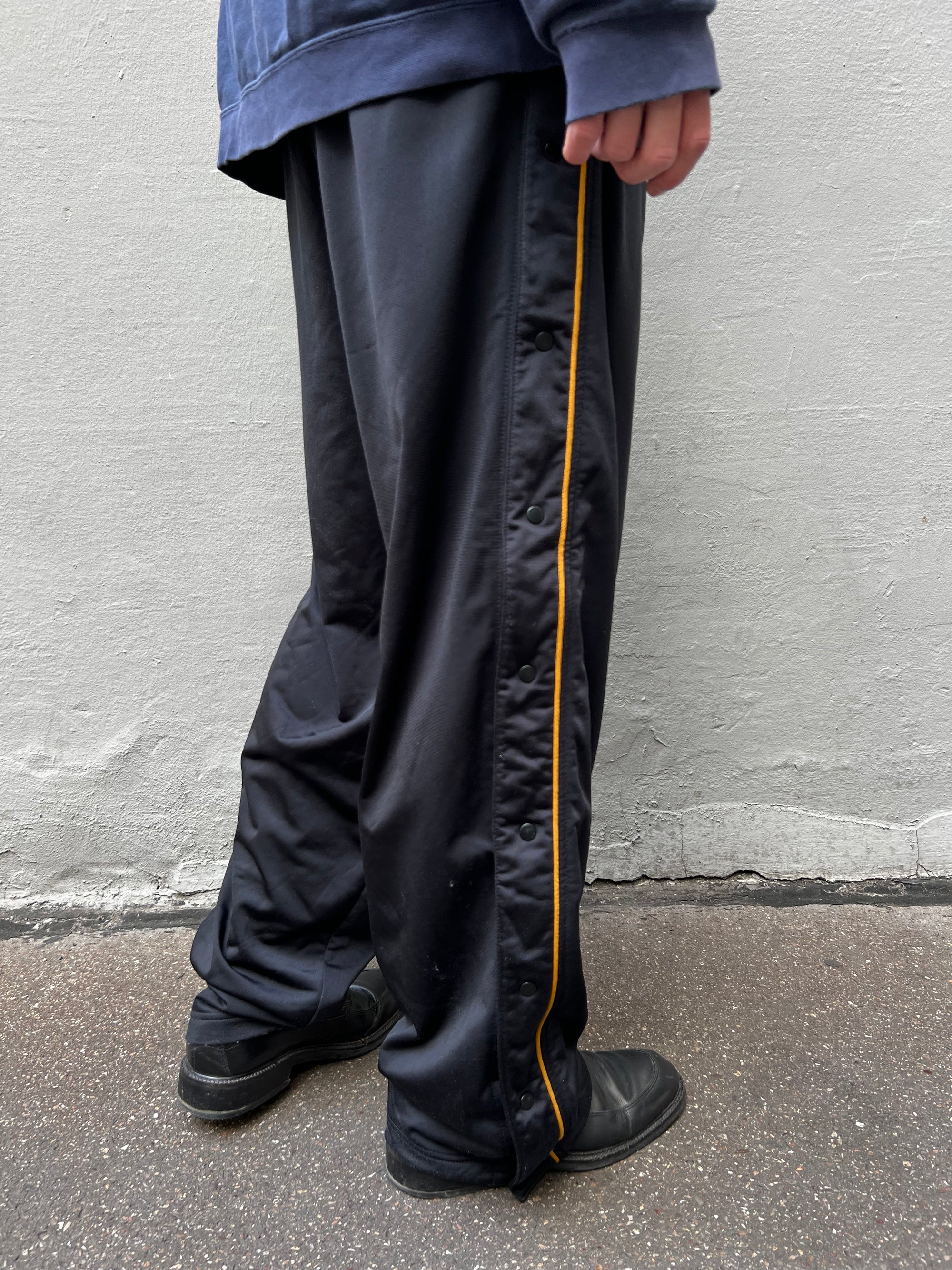 Vintage Black Nike Track Pants L/XL