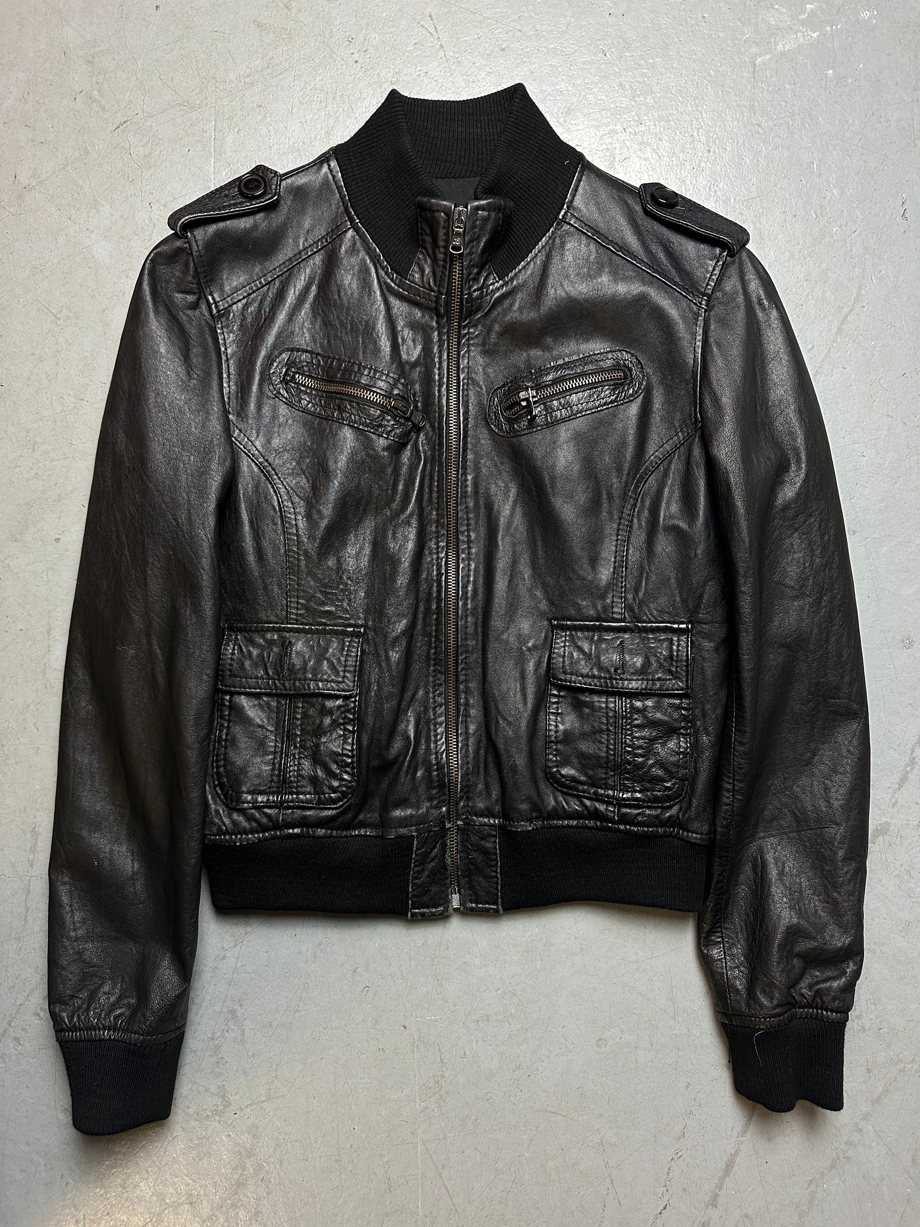 Produktbild Vintage Black Leather Jacket von vorne 