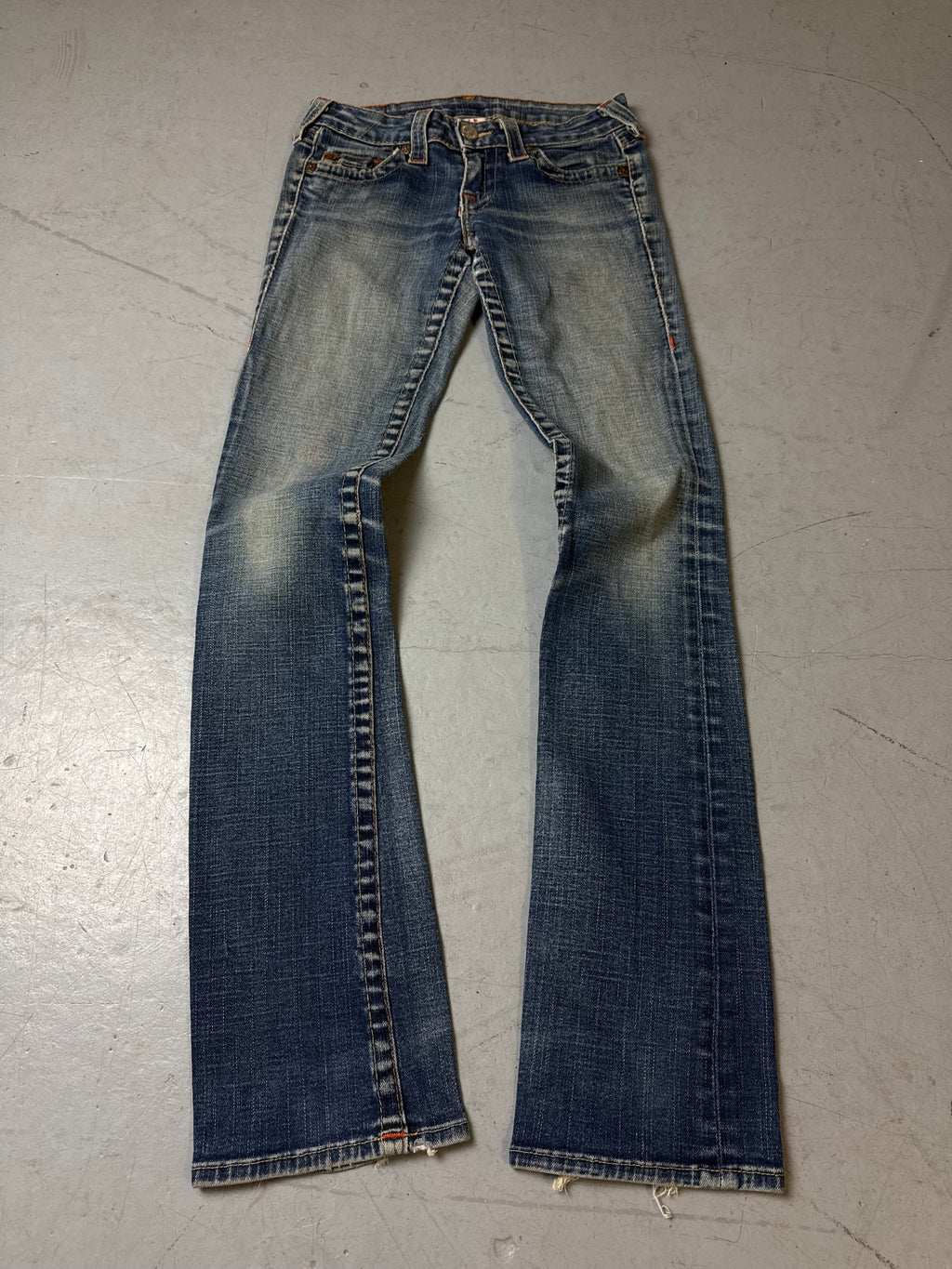 Produktbild von einer Vintage True Religion Bootcut Denim von vorne