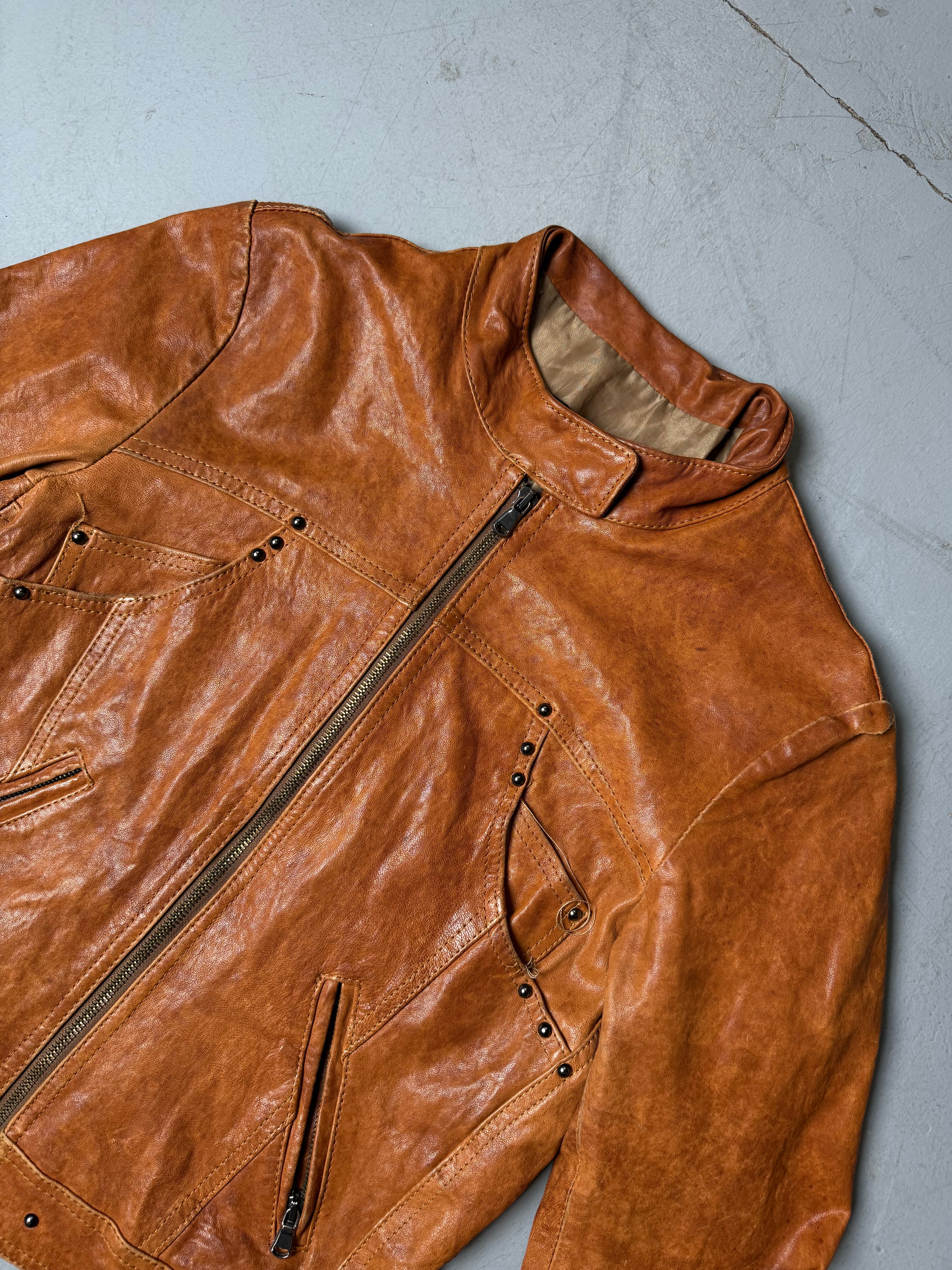 Vintage Blu Gaya Brown Leather Jacket Damen. Y2K Secondhand 2000s Fashion.