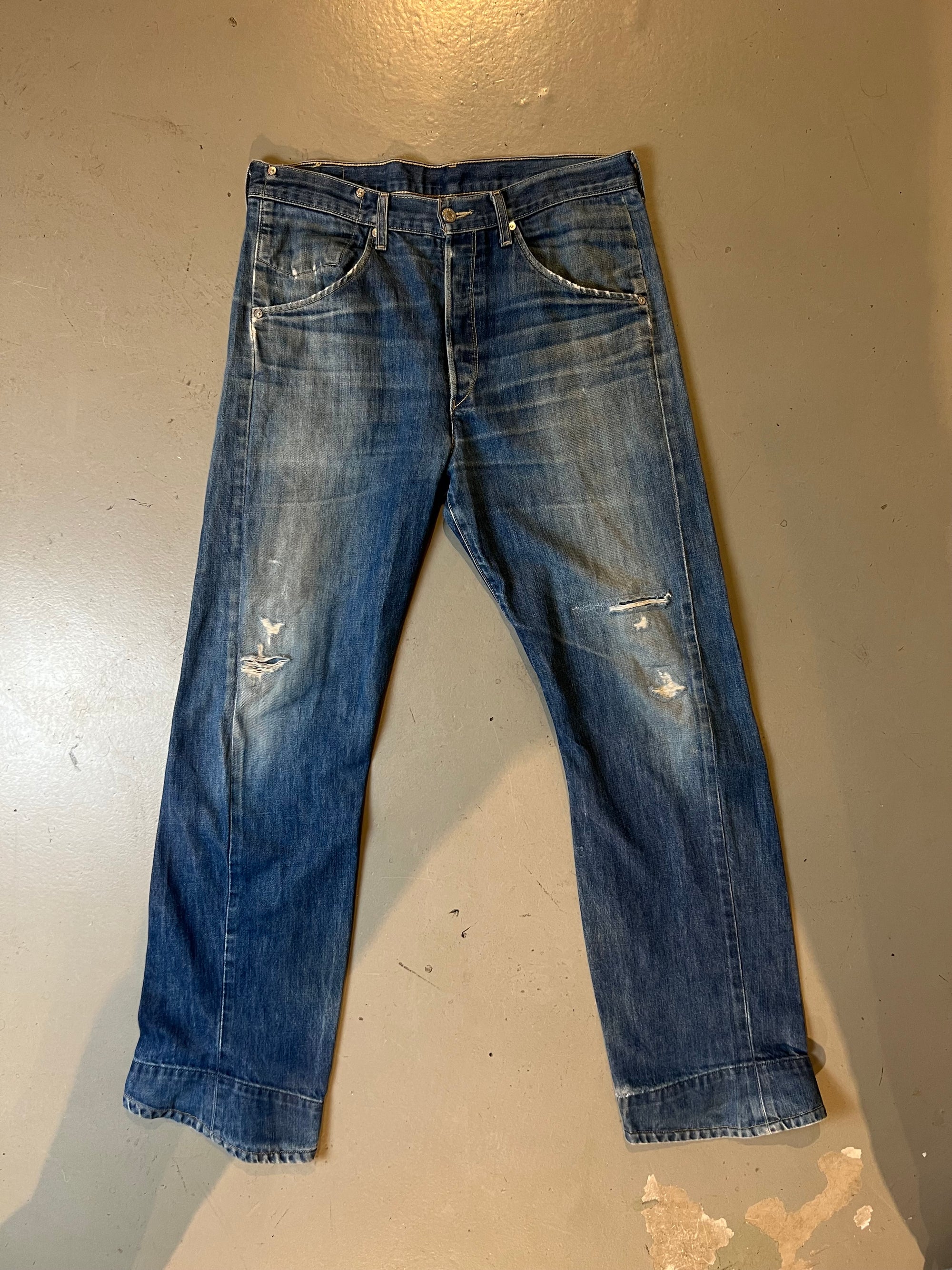 Vintage Blue Levis Engineered Denim M/L