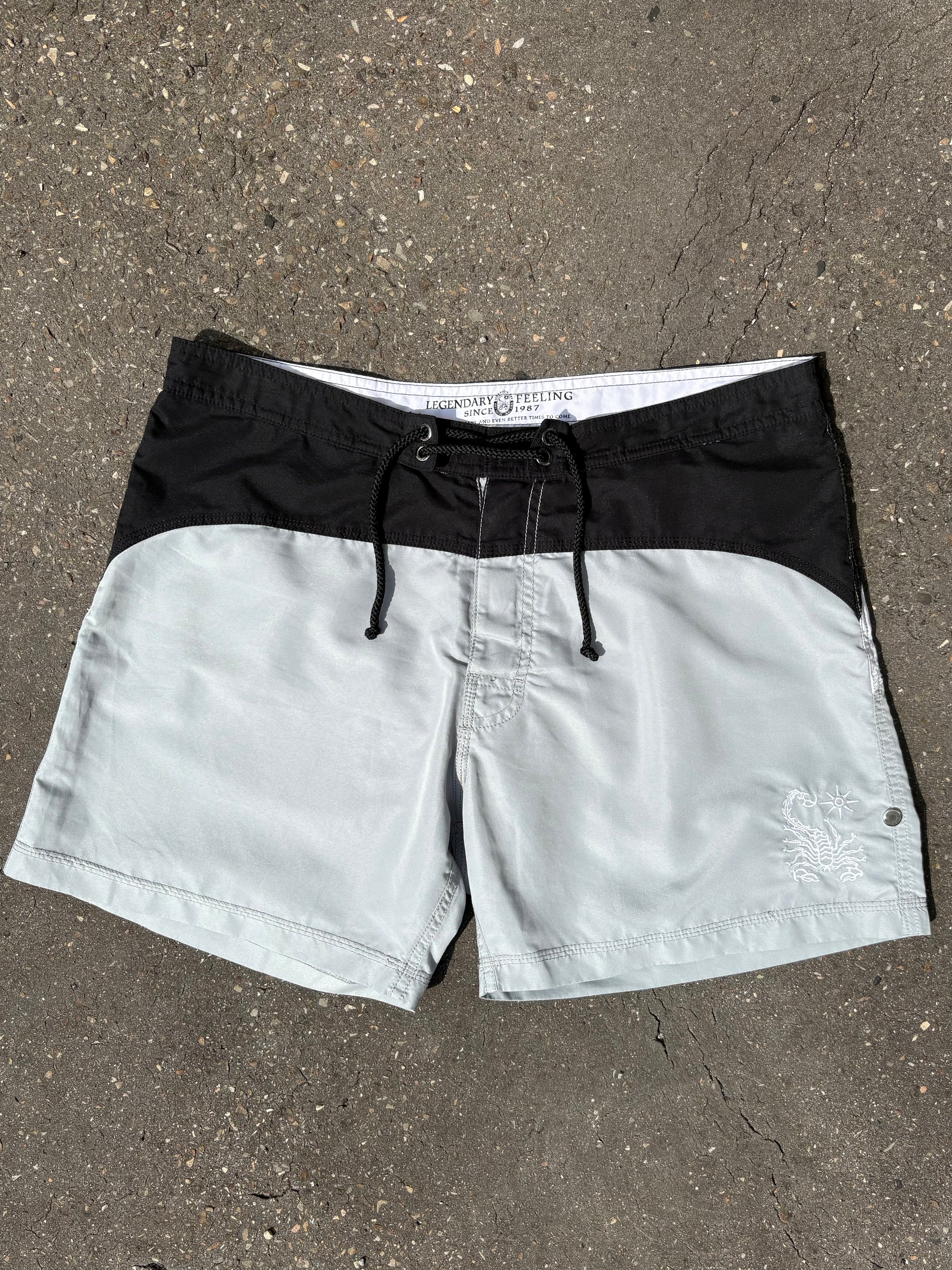 Vintage Scorpion Bay Swim Shorts M/L