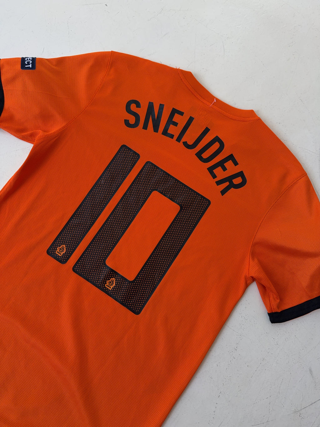 Vintage Nike Netherlands 2012/13 Sneijder Home Jersey (M)