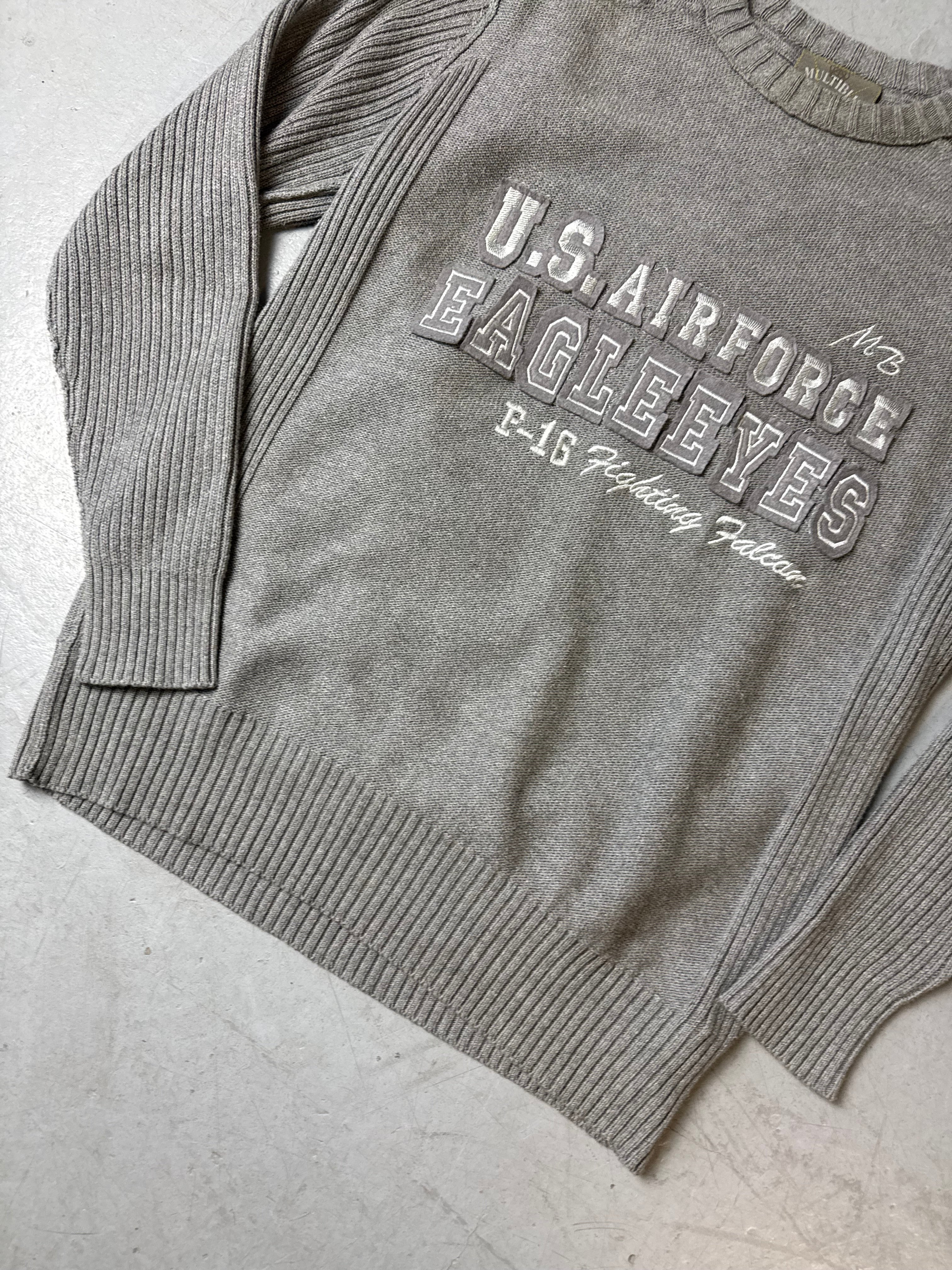 Detailbild von einem Vintage Multiblu Grey Knit Sweater von Bund