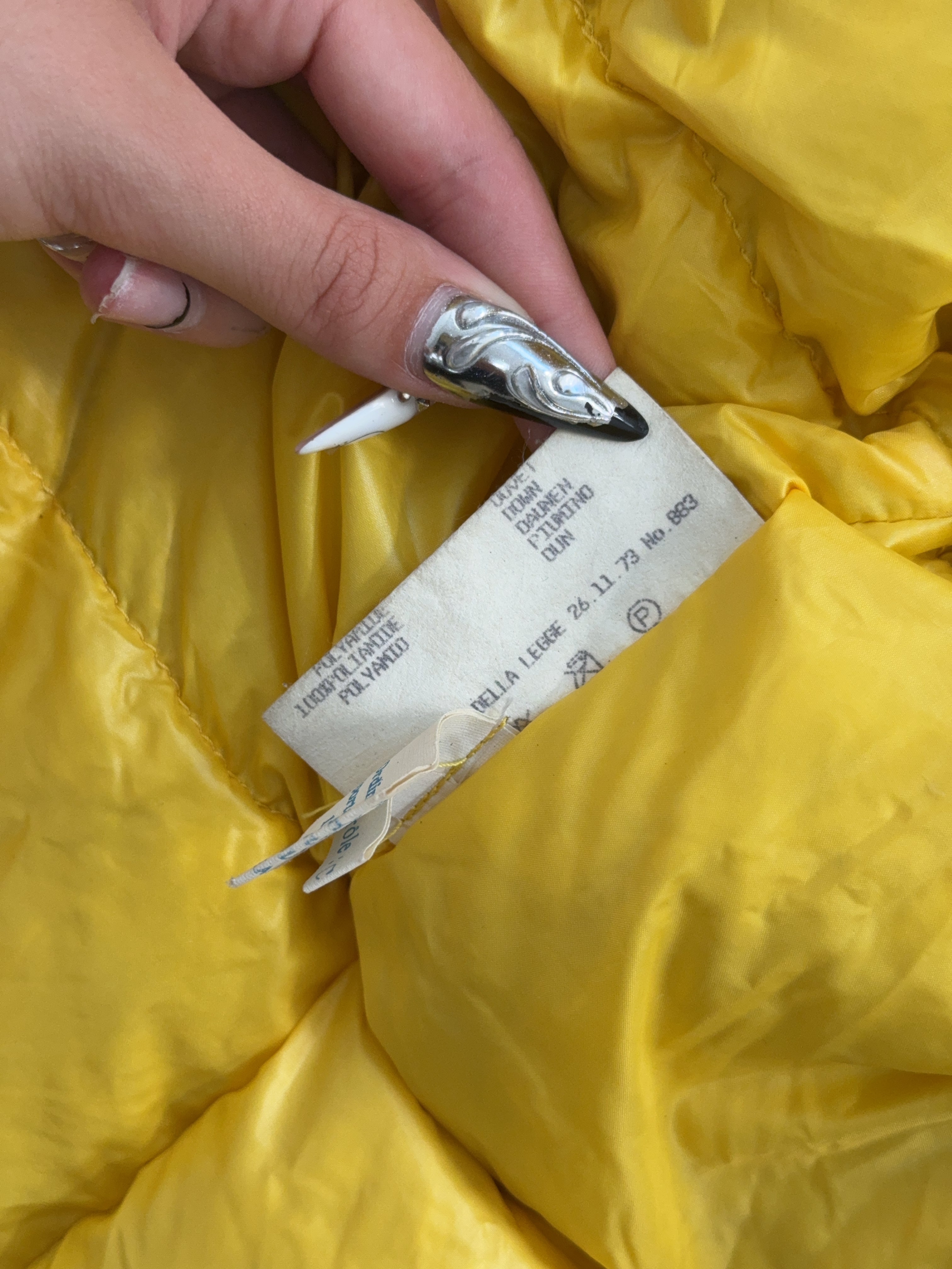 Vintage Moncler Puffer (XL)