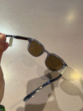 Laden Sie das Bild in den Galerie-Viewer, Vintage Fendi Roma Sunglasses