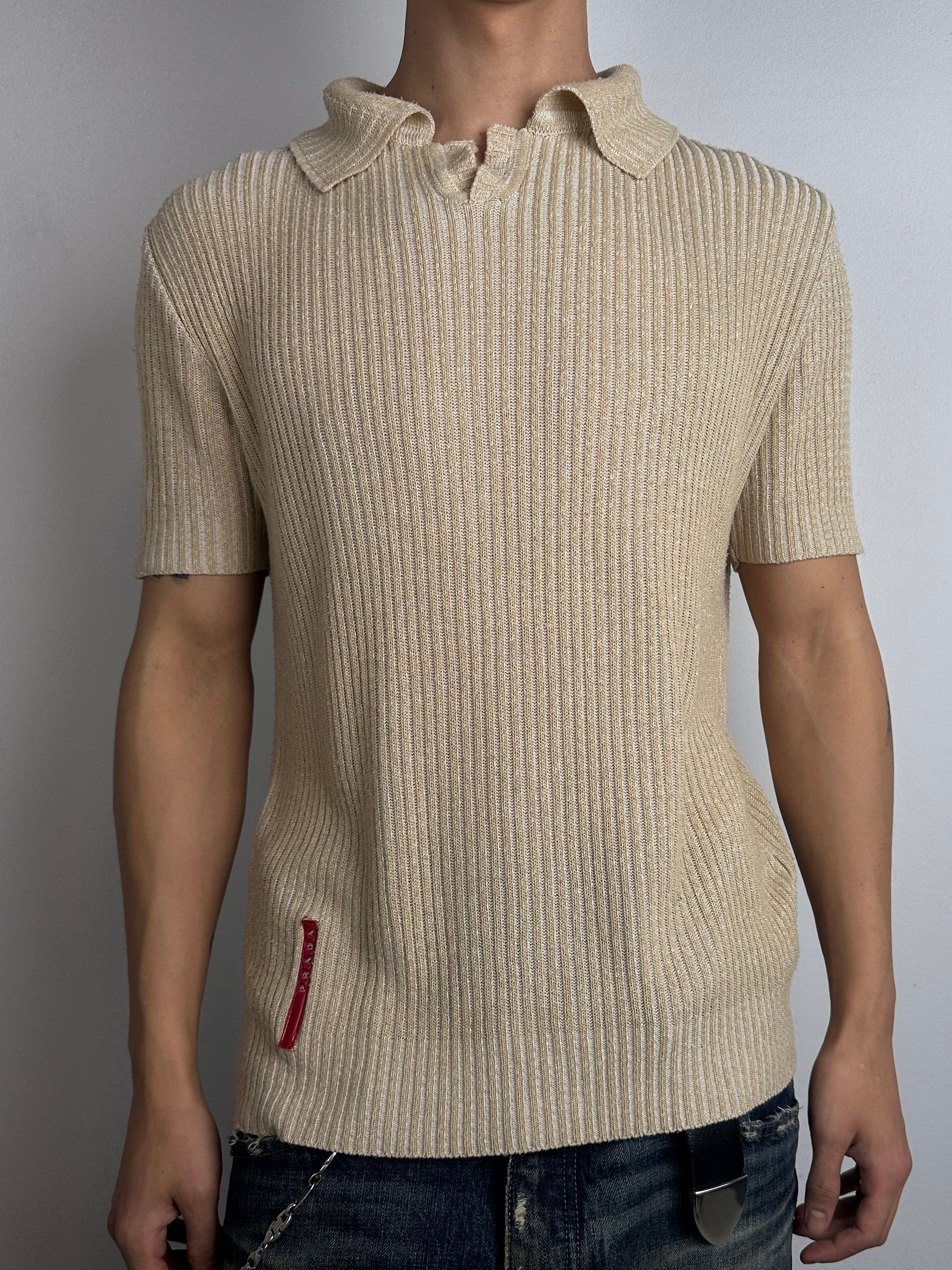 Tragebild von Vintage Beige Prada Knit Tee von vorne
