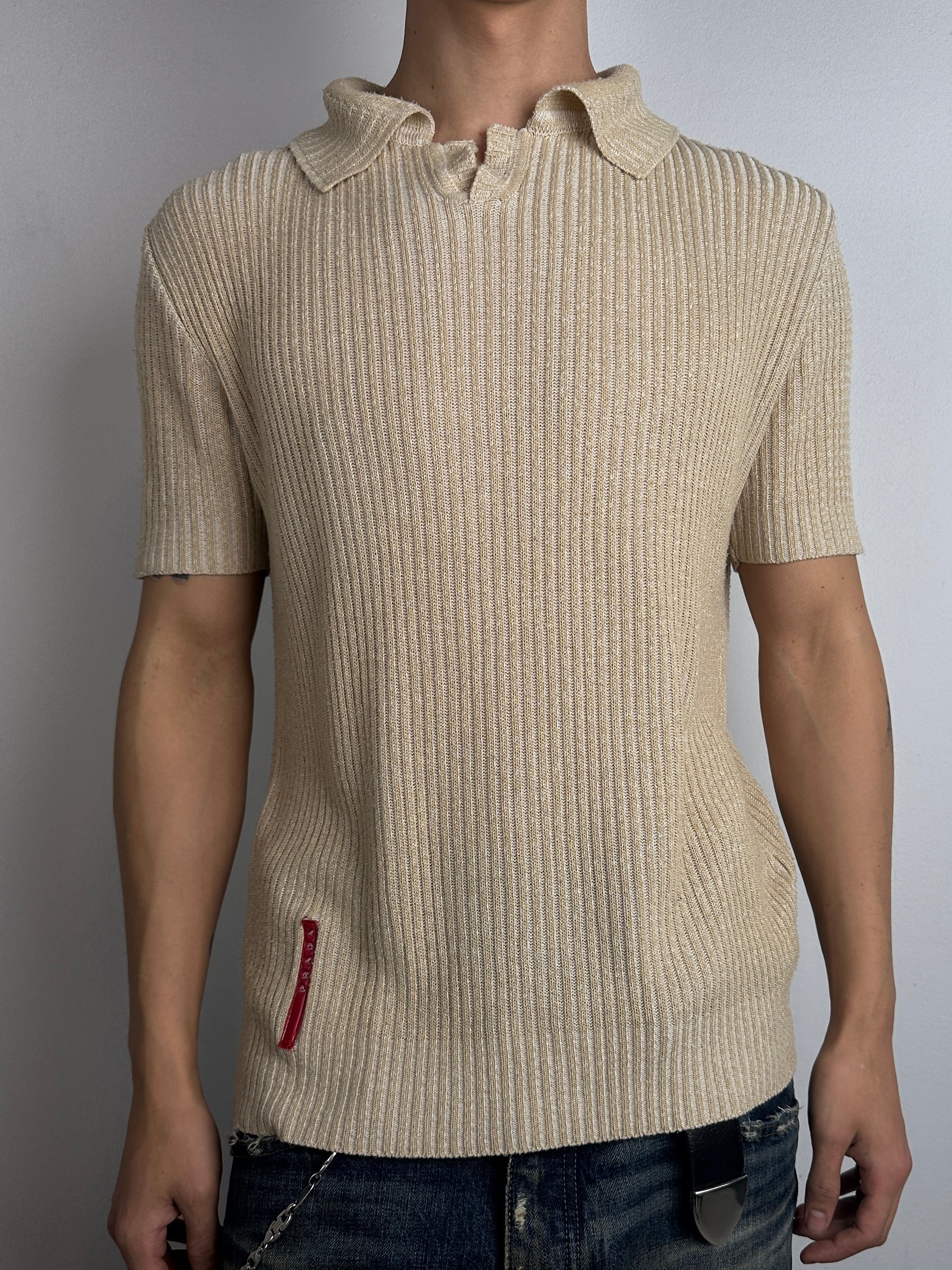 Tragebild von Vintage Beige Prada Knit Tee von vorne