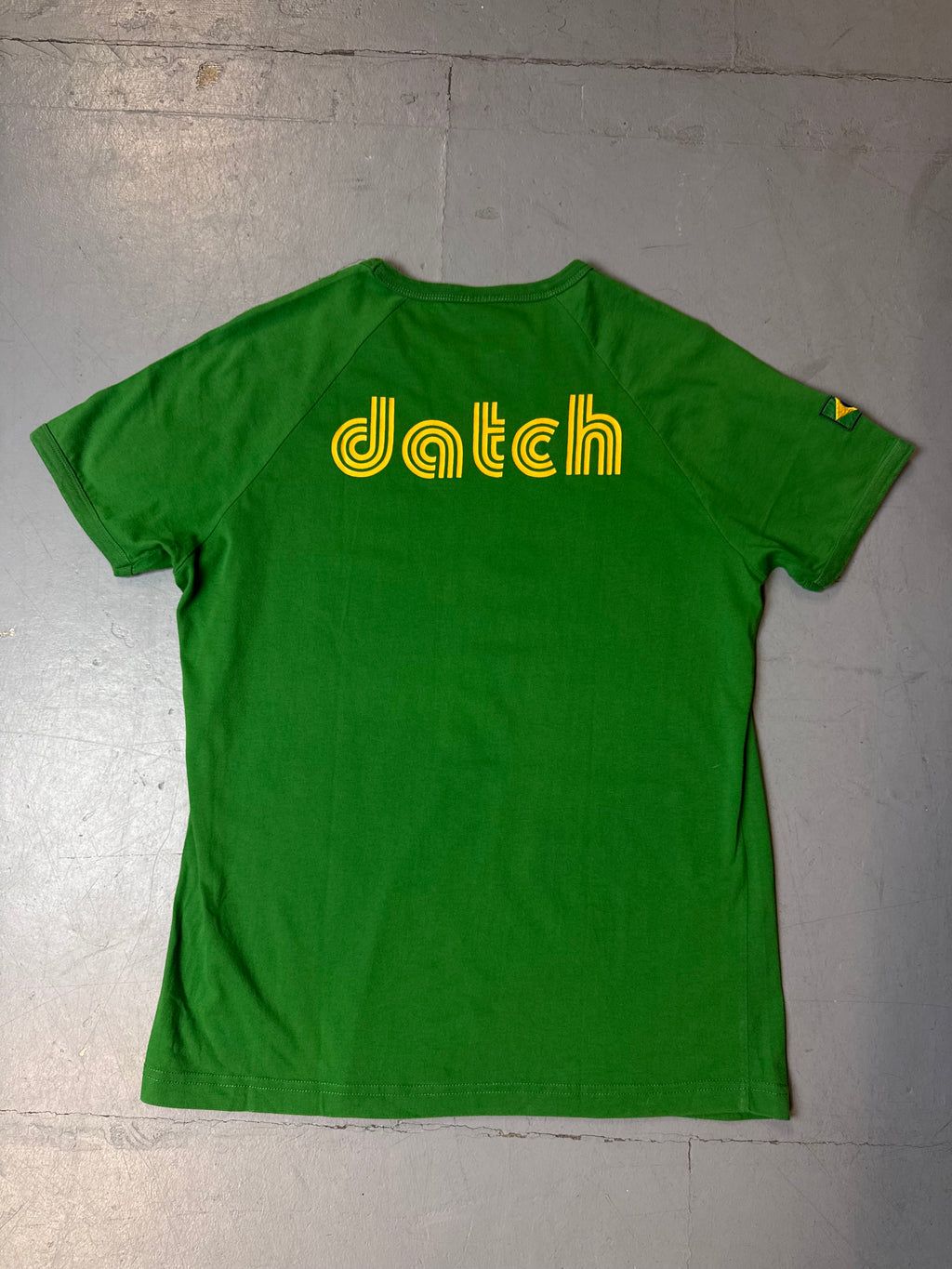Vintage Datch Rio De Janeiro T-Shirt für Herren. Y2K Second Hand 2000s Fashion 