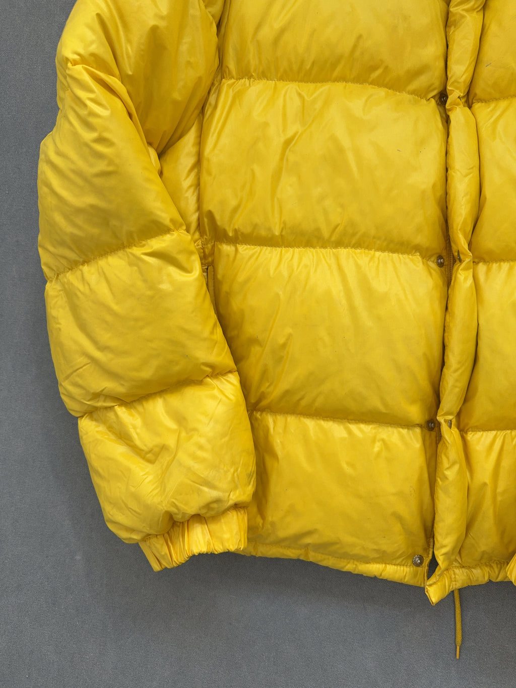 Vintage Moncler Puffer (XL)