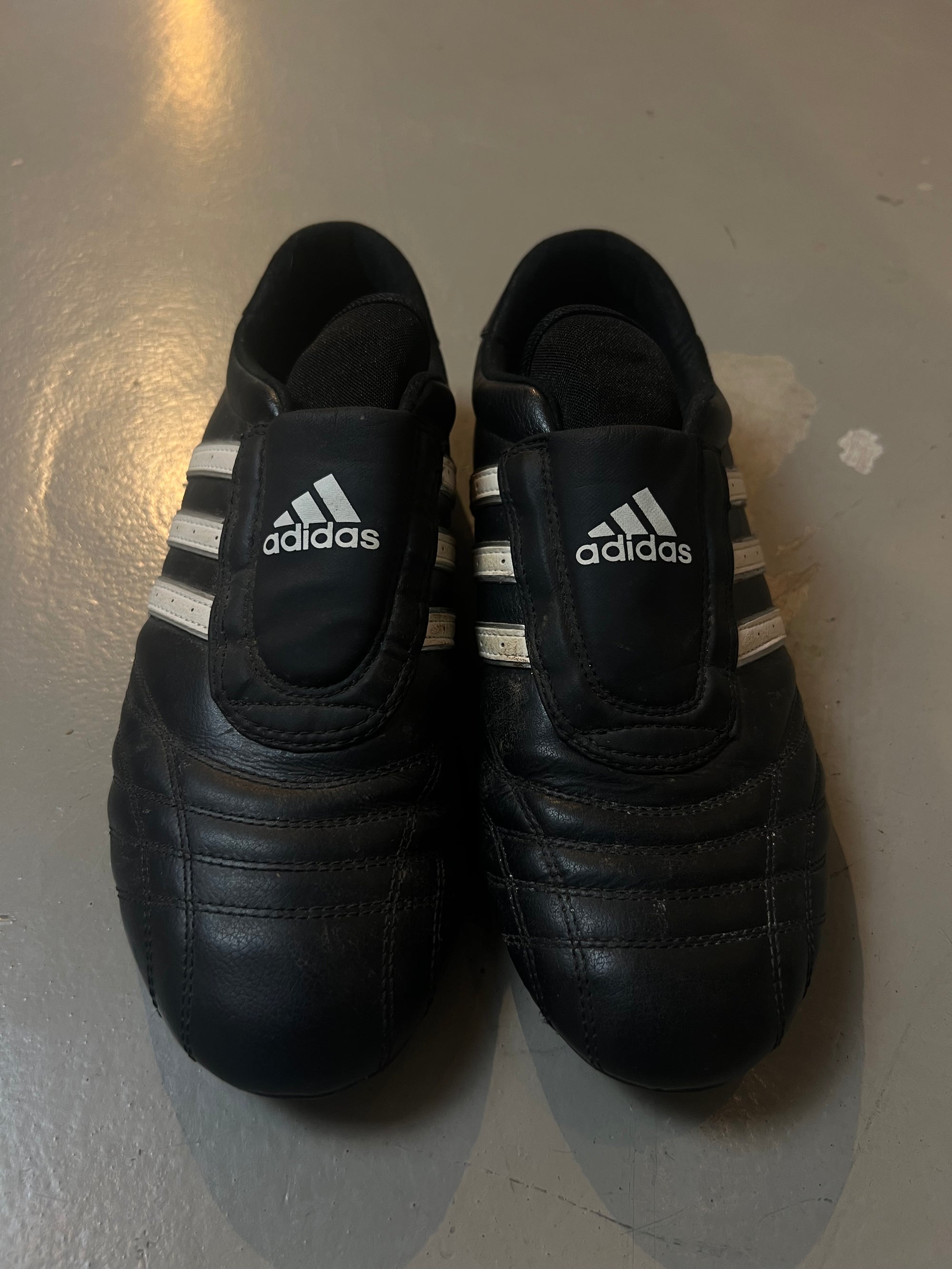 Vintage Black Adidas Teakwondo Sneaker 43 1/2