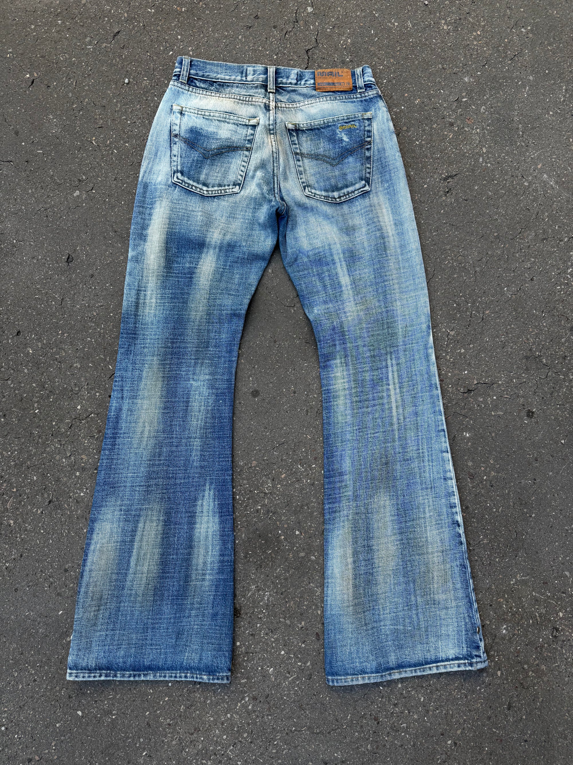 Eine Bootcut Jeans von der Marke Mail in einem Blau-Weiß-Braunen Washing in S
