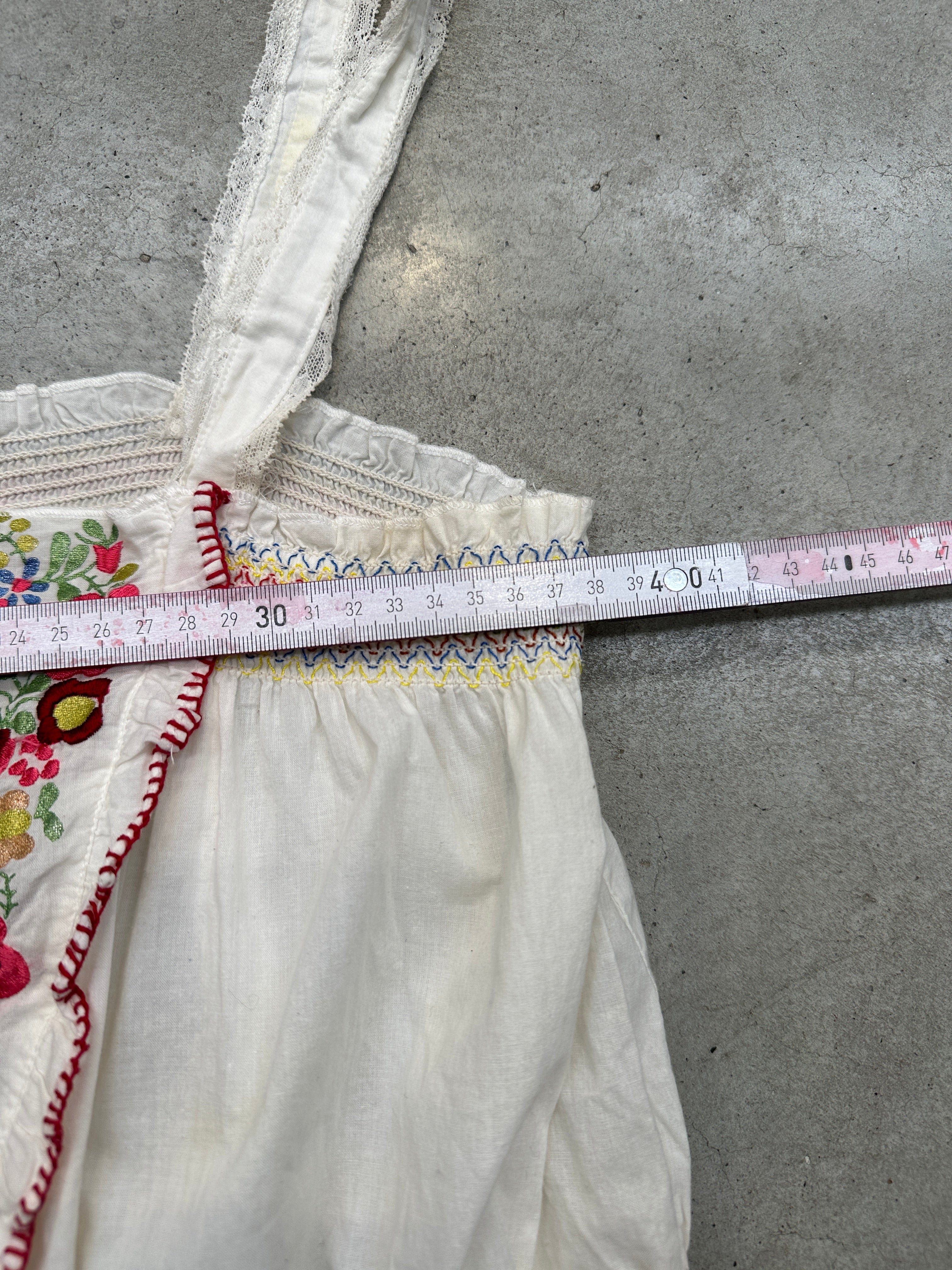 Vintage Dolce&Gabbana White Flower Top S/M