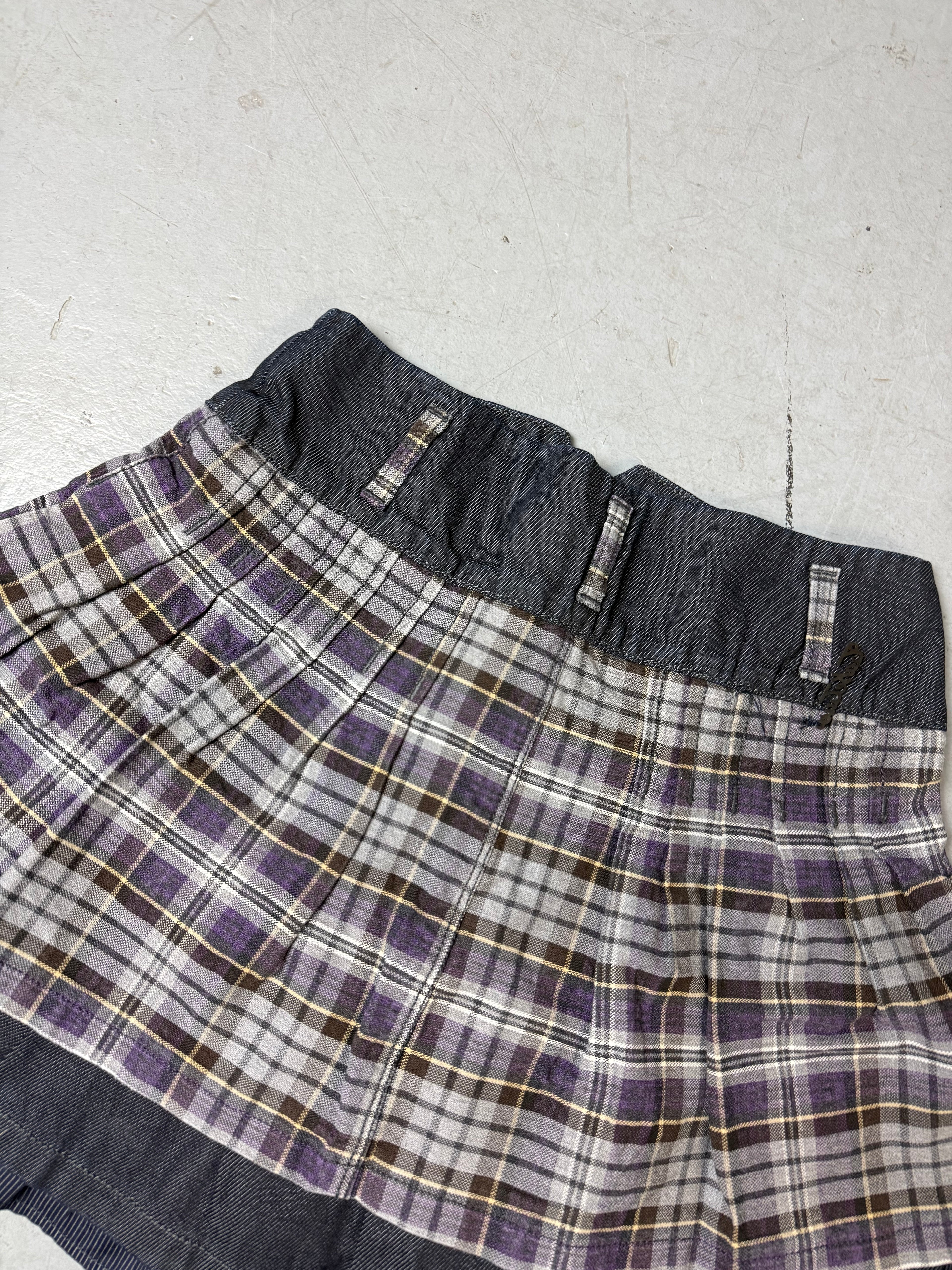 Detailbild von Vintage Take Two Denim Mini Skirt XS von hinten 