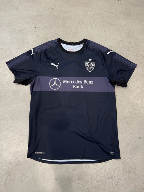Vintage Puma VfB Trikot für Herren. Y2K Second Hand 2000s Fashion.