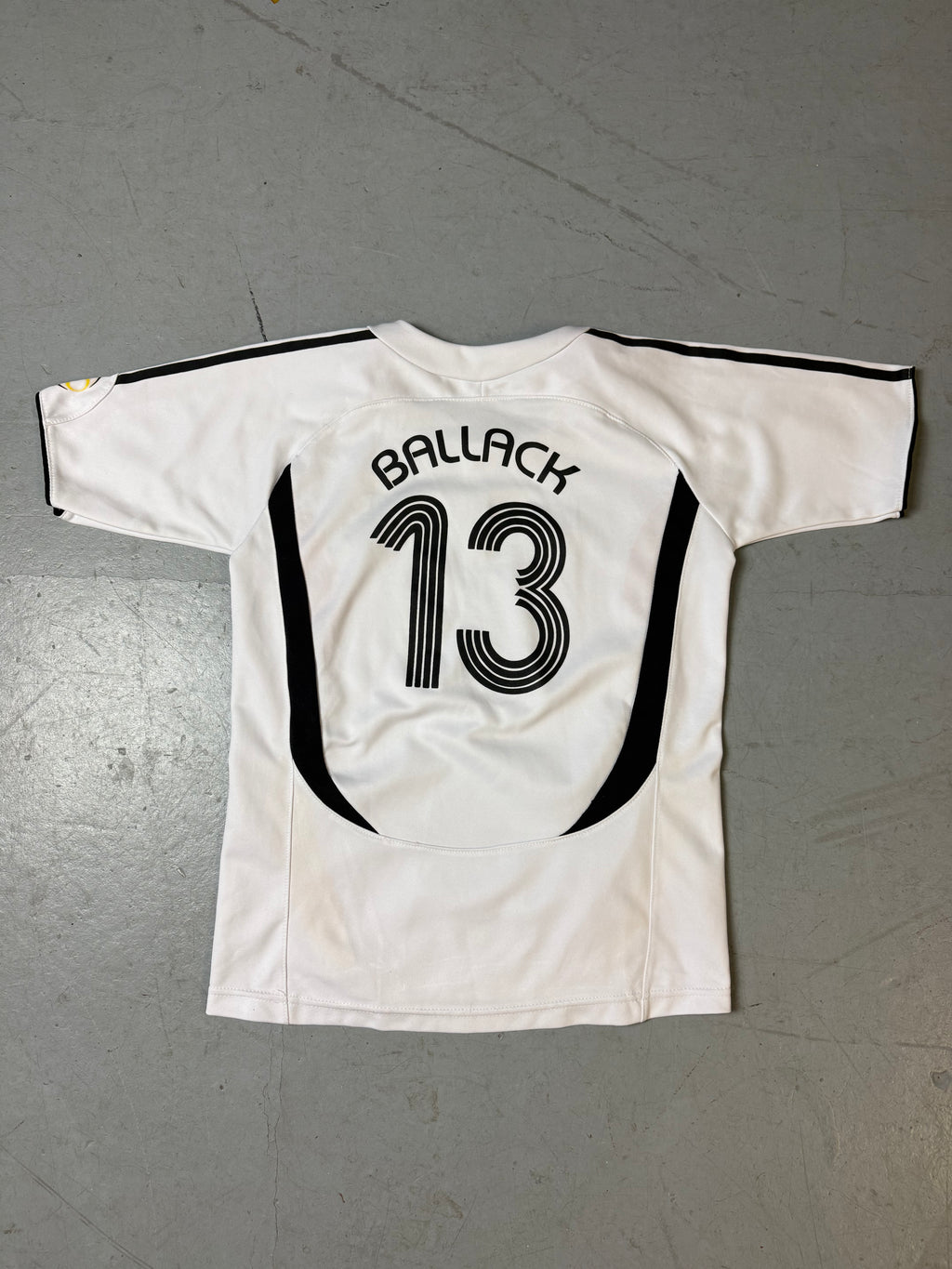 Produktbil von Vintage Germany Ballack Fan Jersey S von hinten