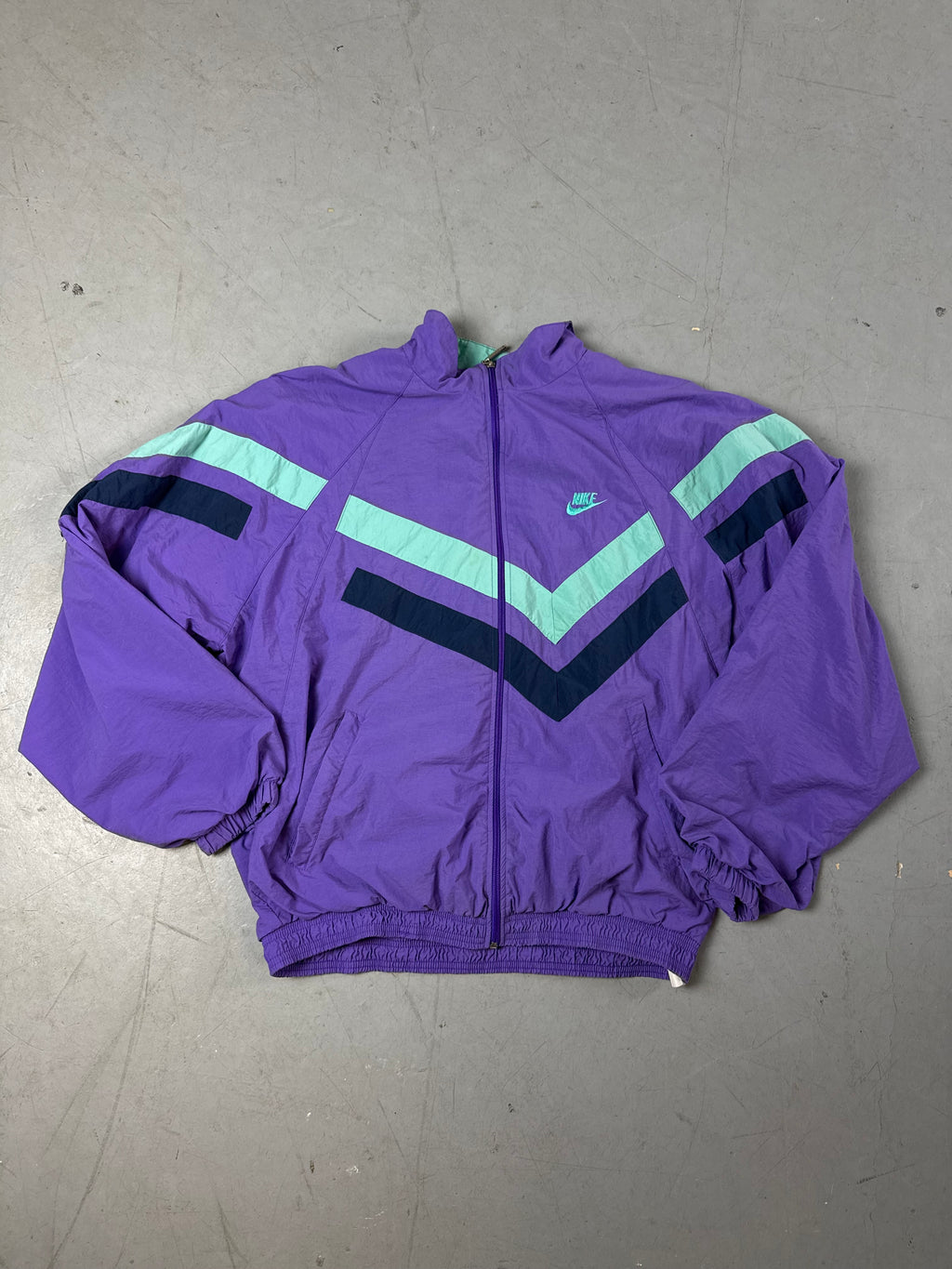 Produktbild von Vintage Nike Purple 80s Style Track Jacket M von vorne