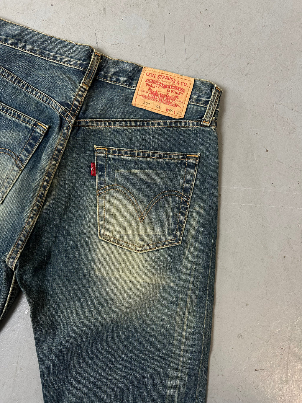 Eine blau grün washed Levi’s baggy denim