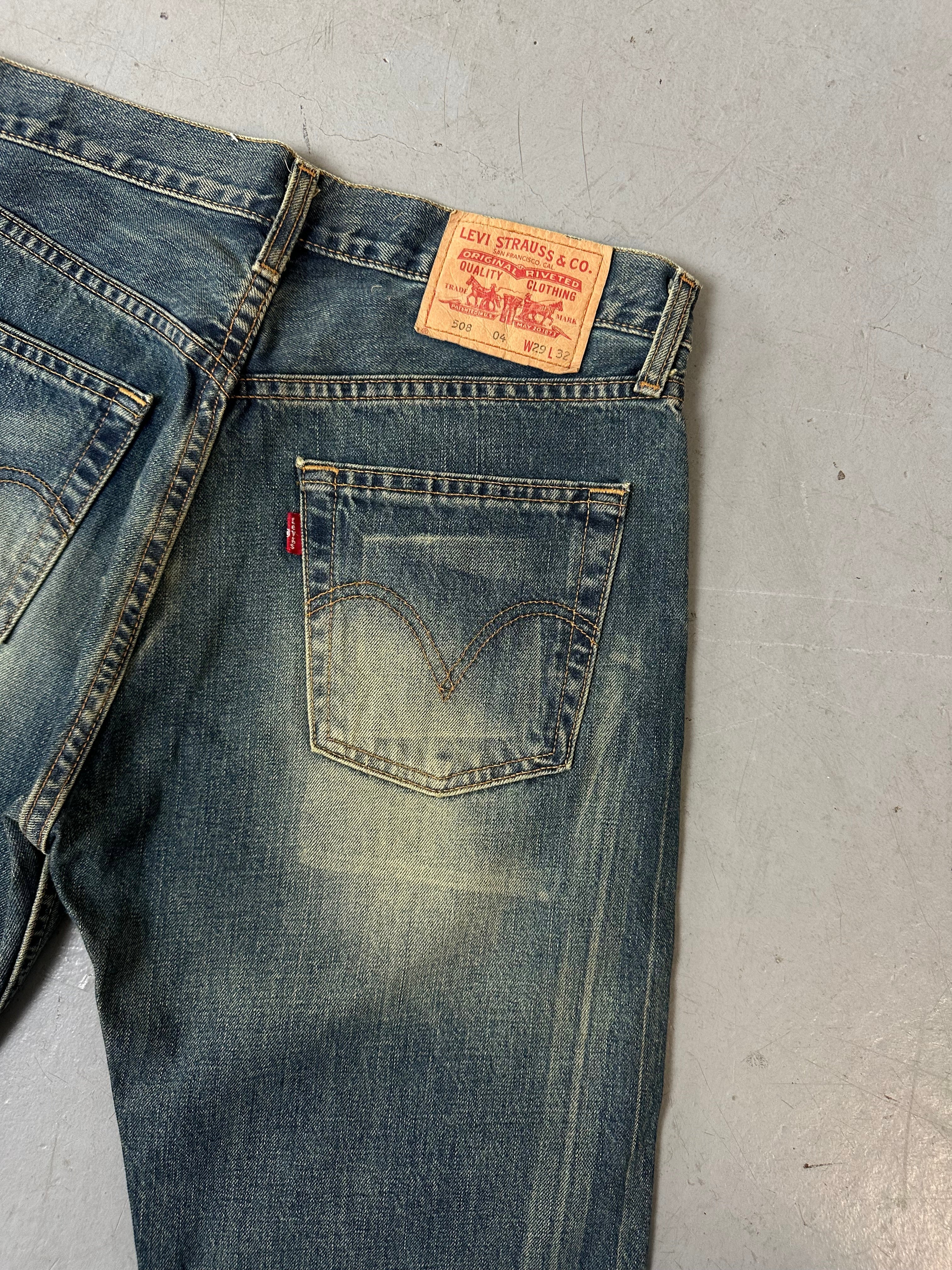 Eine blau grün washed Levi’s baggy denim