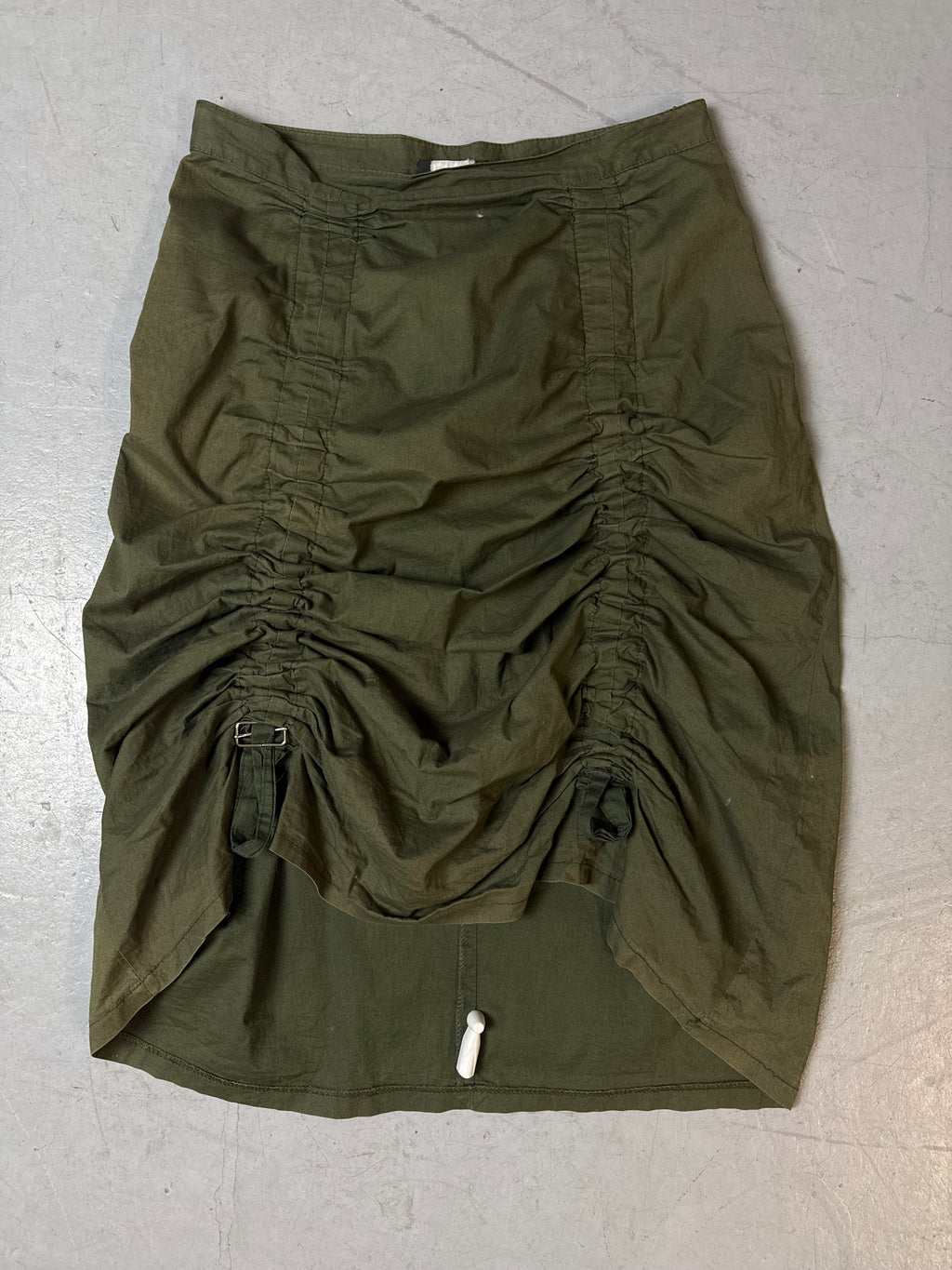 Produktbild von Vintage Dark Green Midi Cargo Skirt S/M von vorne 