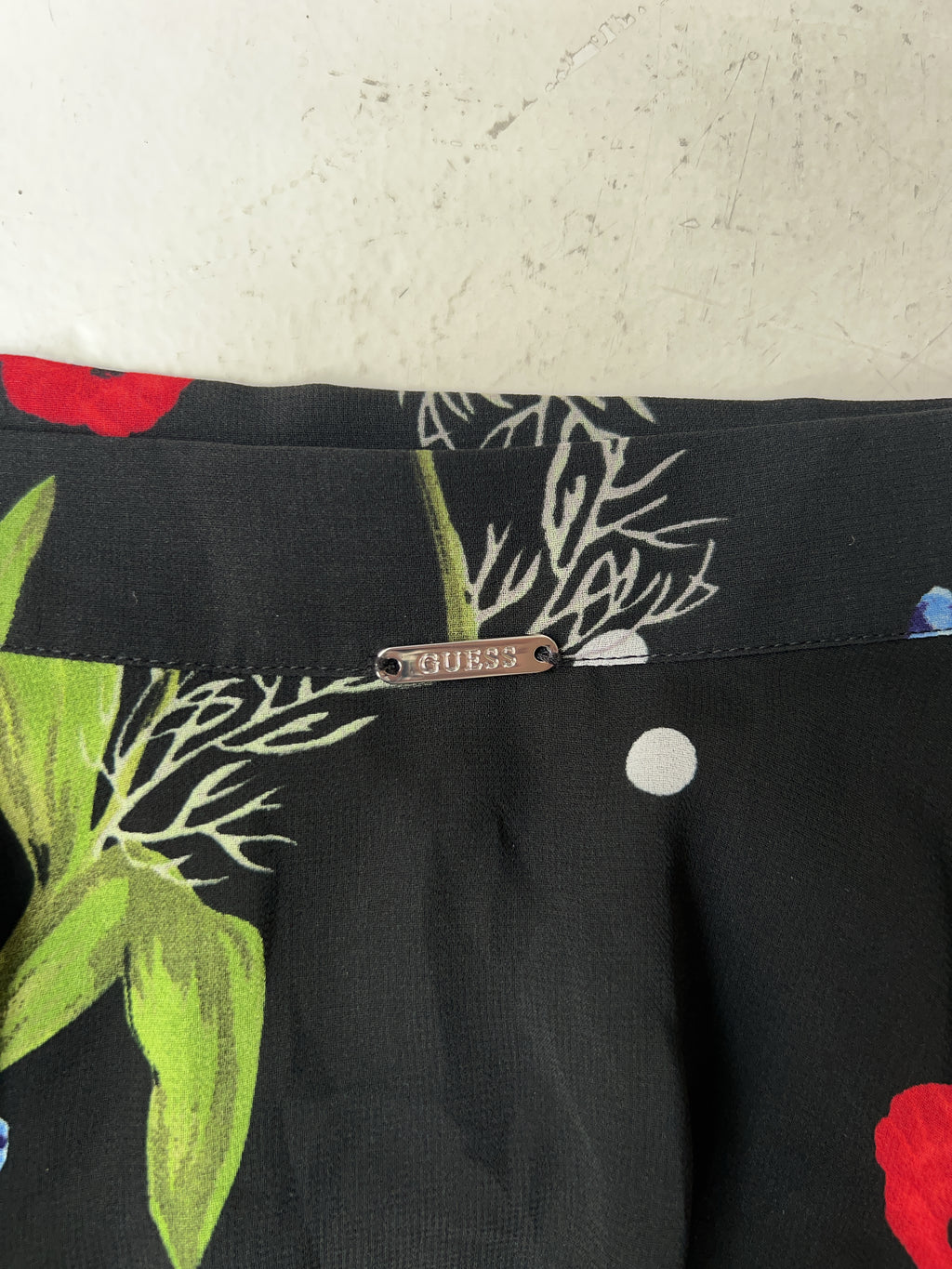 Vintage Guess Rock (S)