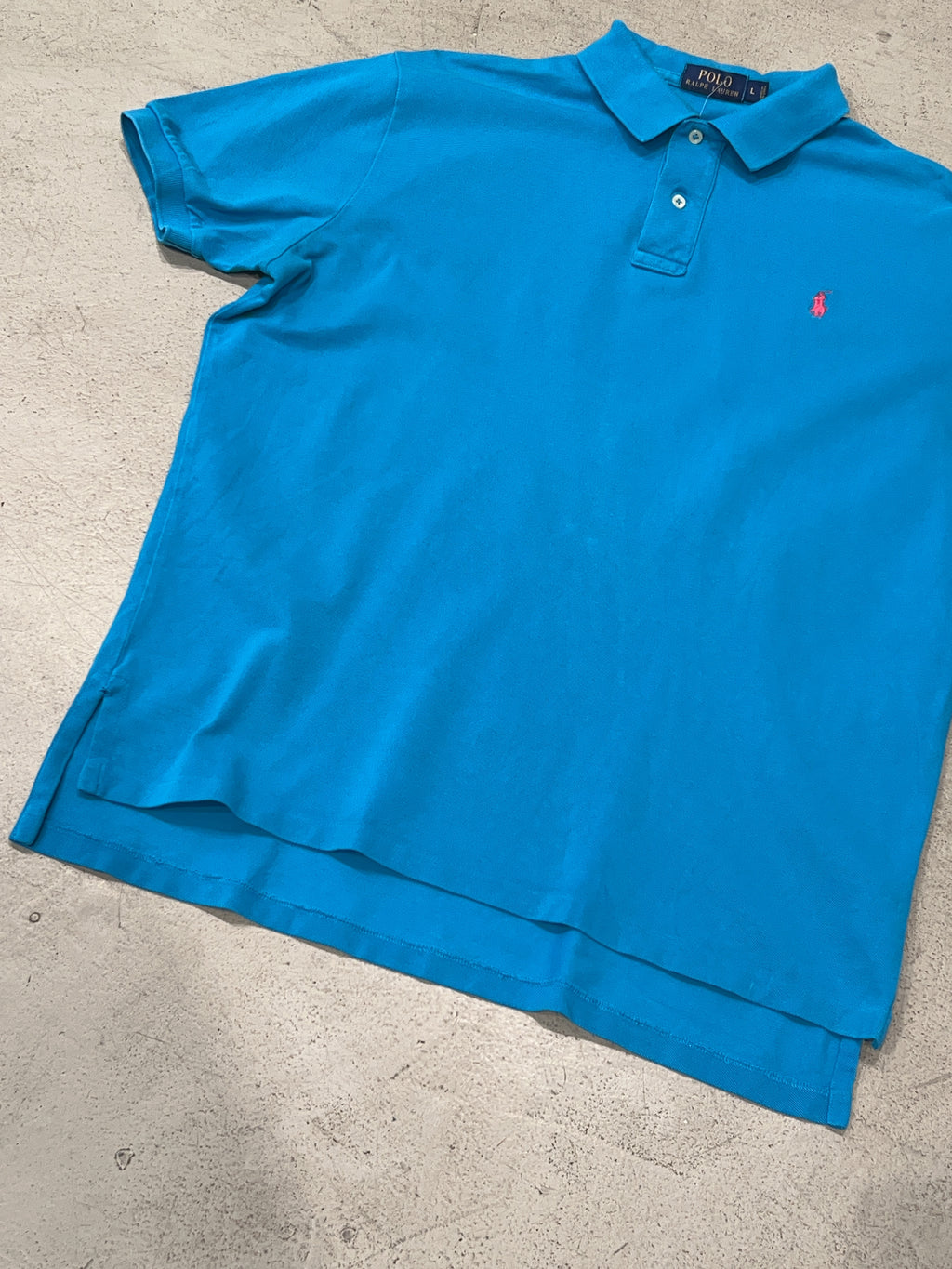 Vintage Polo Ralph Lauren Poloshirt für Herren. Y2K Second Hand 2000s Fashion.