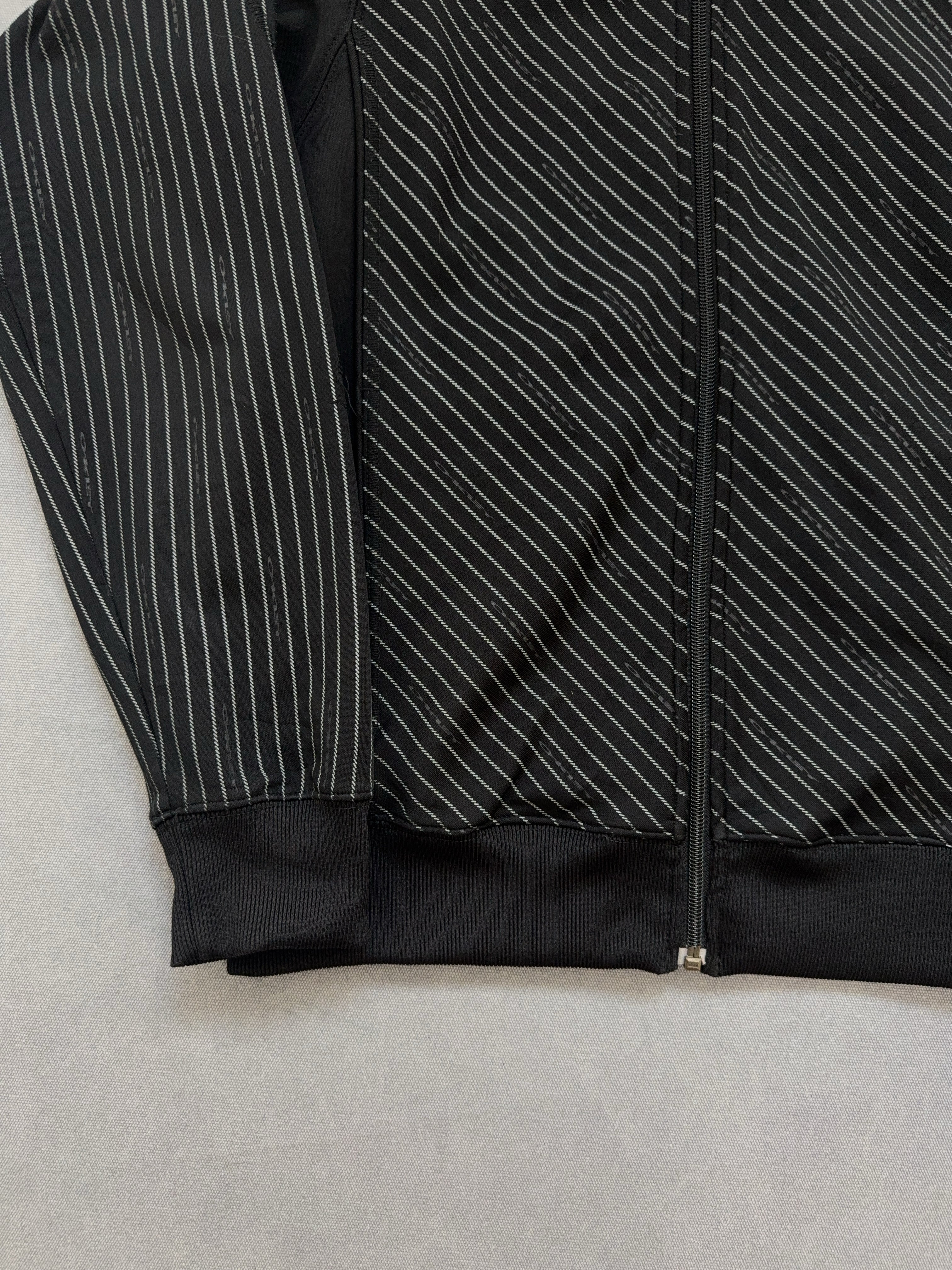 Vintage Oakley Sweatshirt (L)
